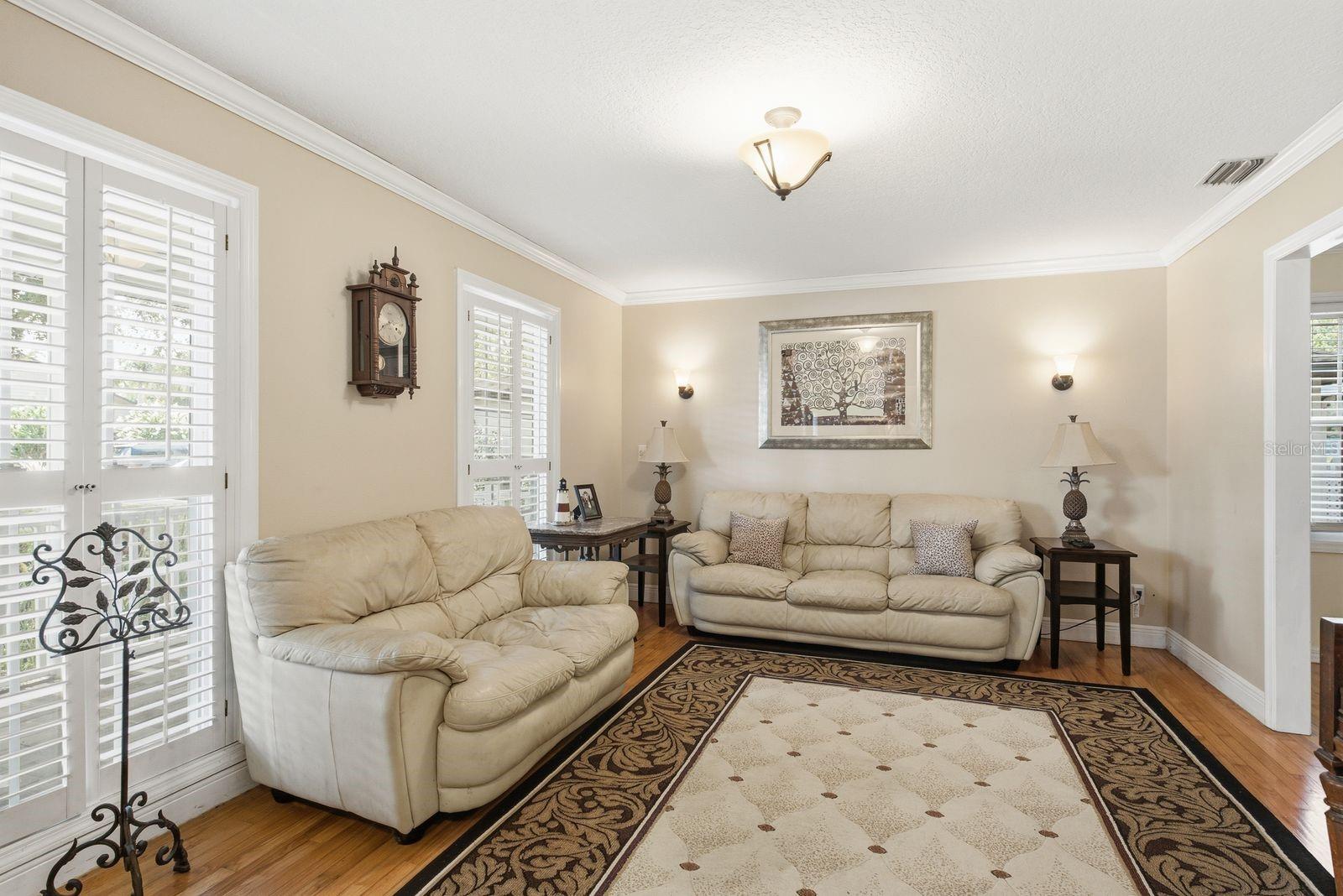SPANISH OAKS - Residential