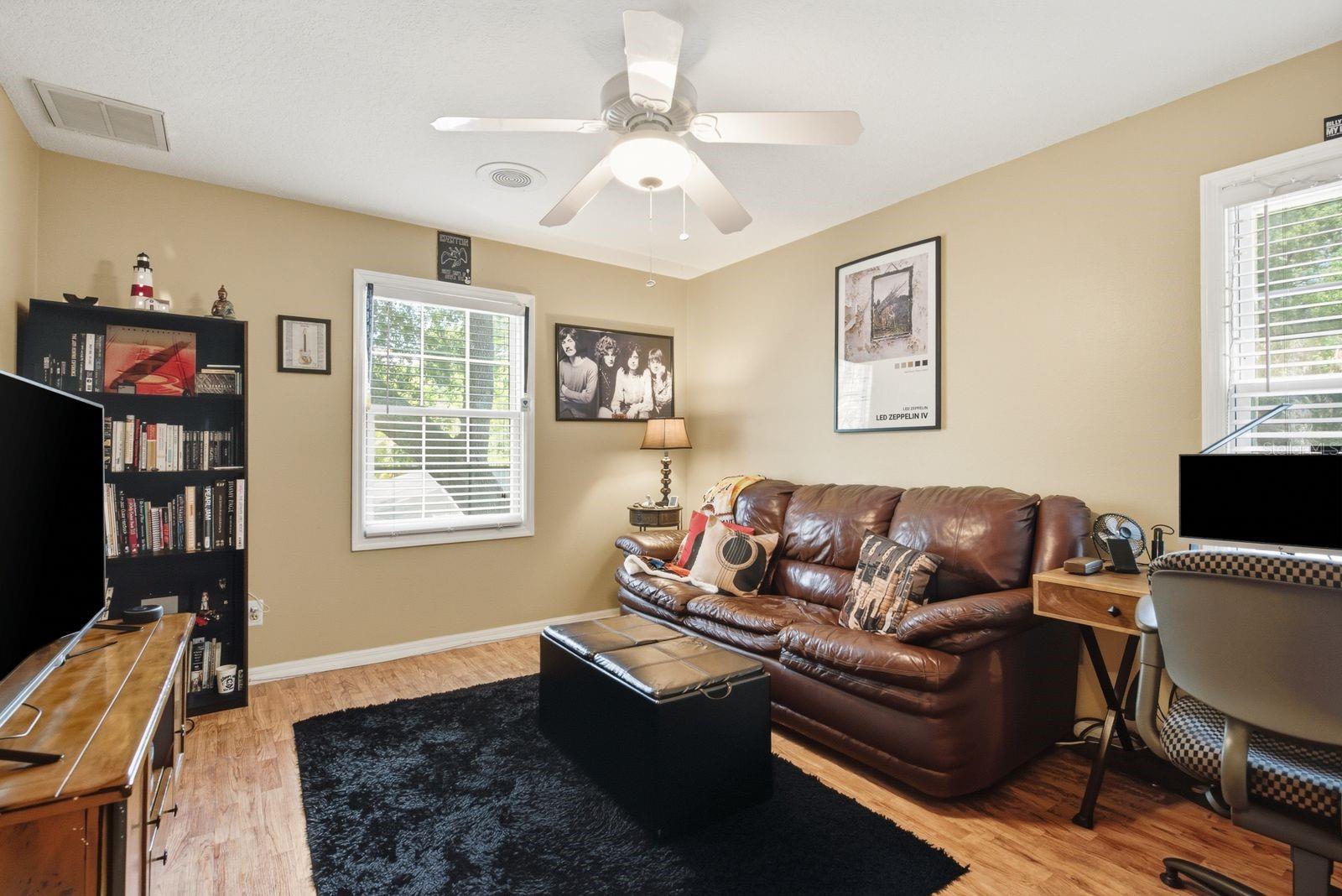 SPANISH OAKS - Residential