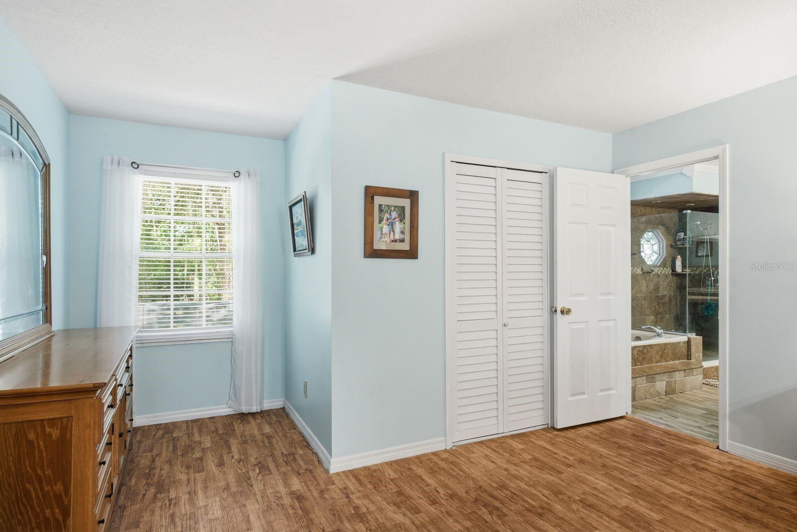 SPANISH OAKS - Residential