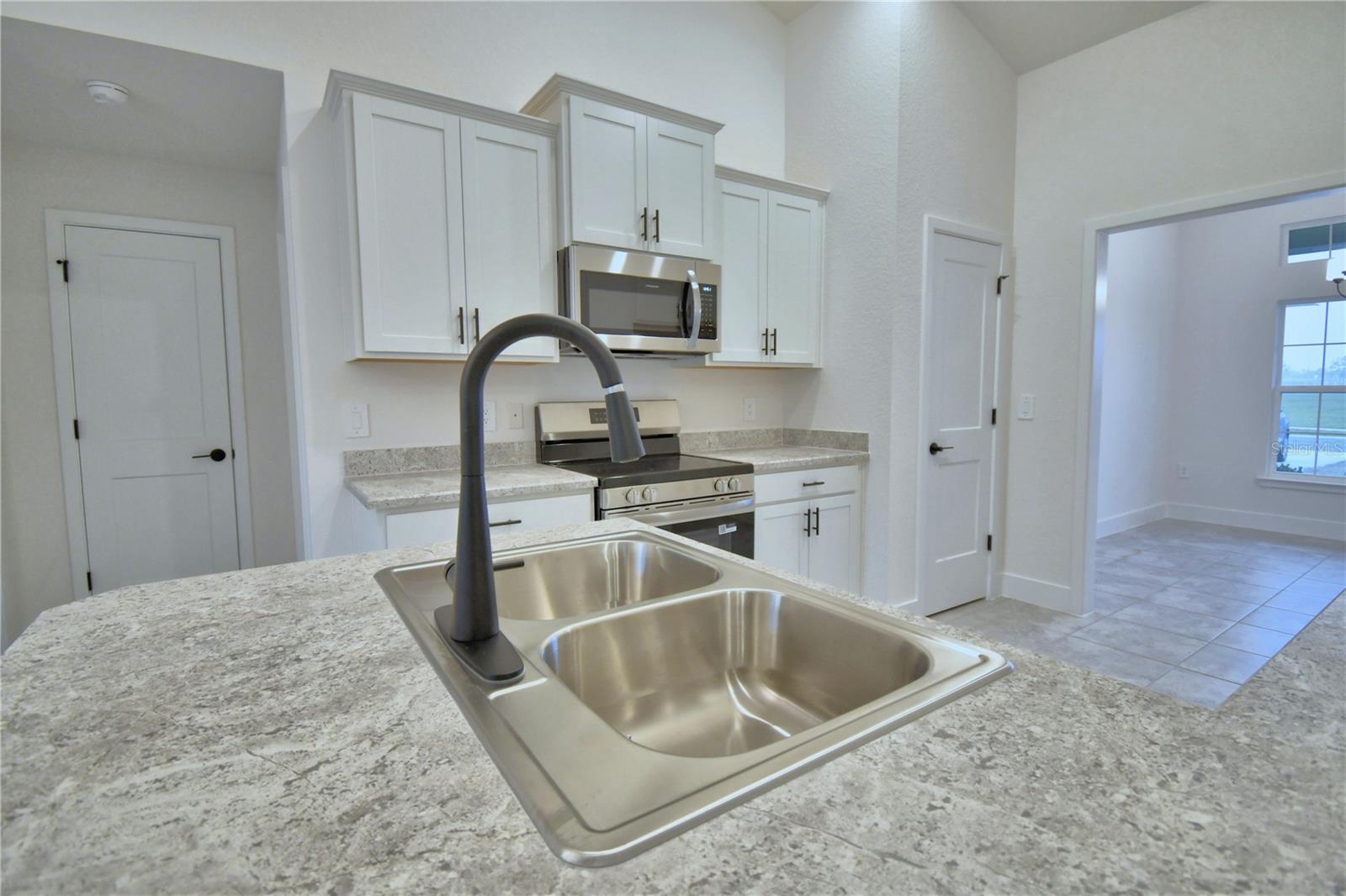 CADENCE CROSSING - Residential
