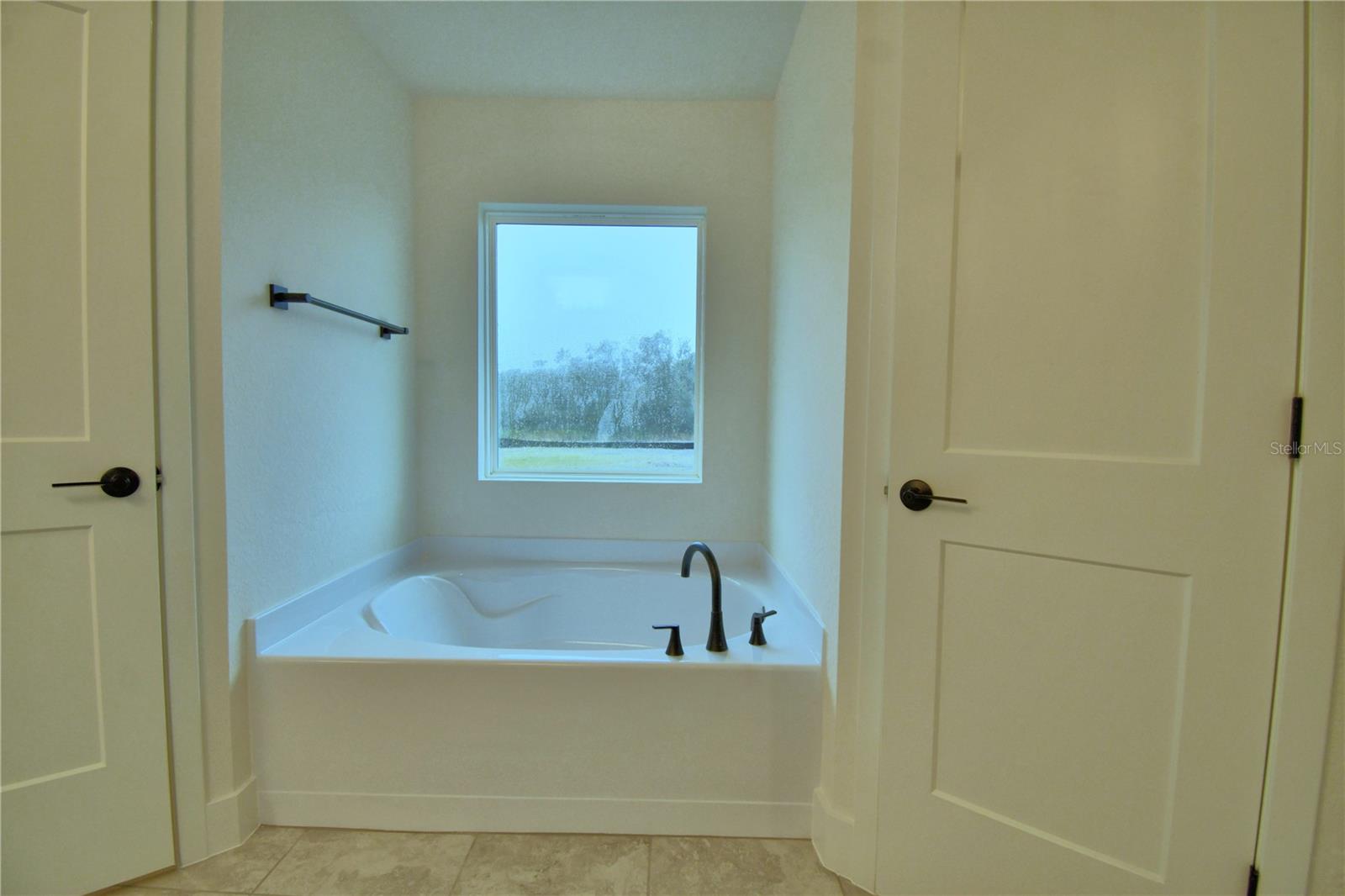 CADENCE CROSSING - Residential