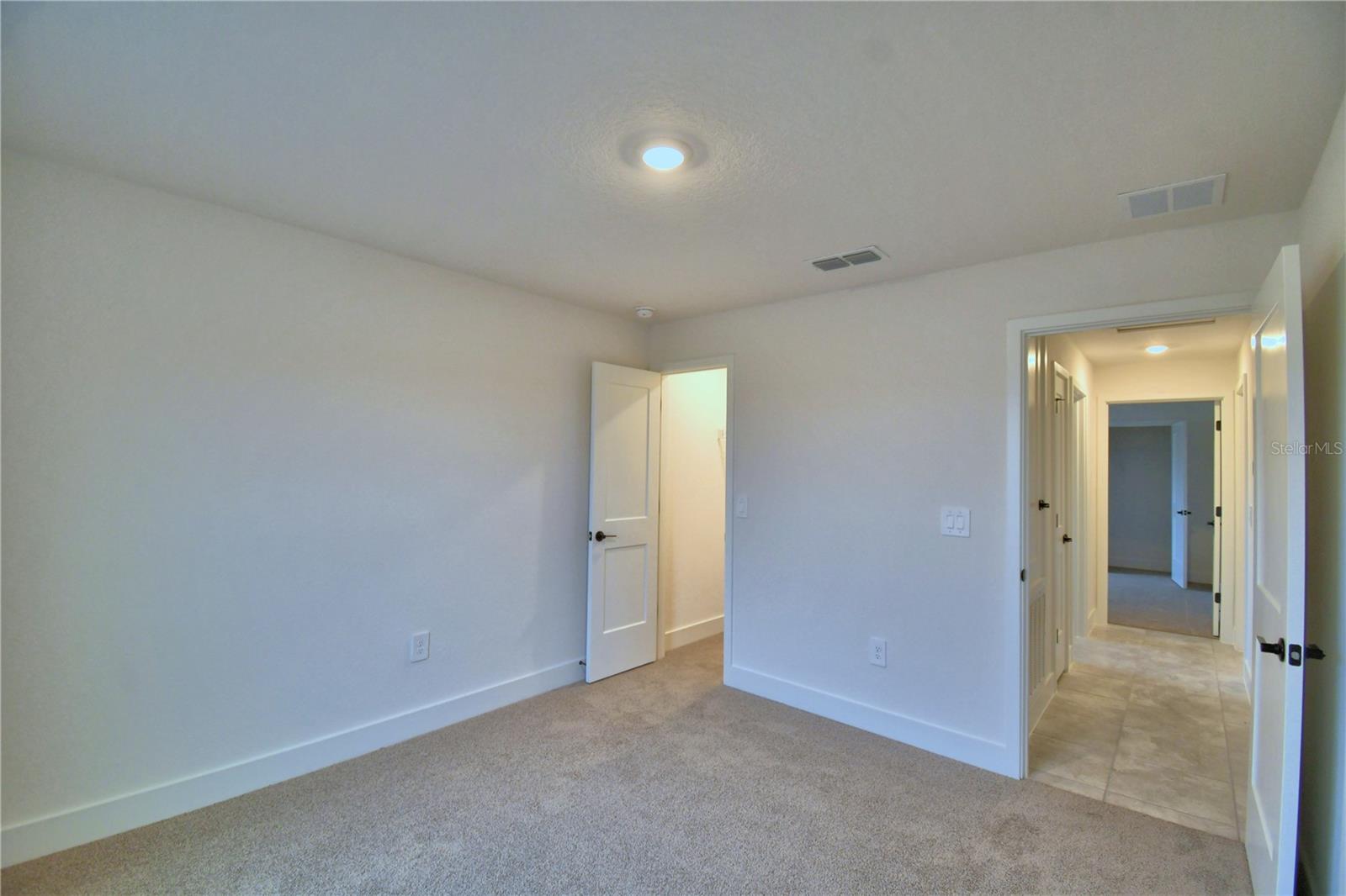 CADENCE CROSSING - Residential