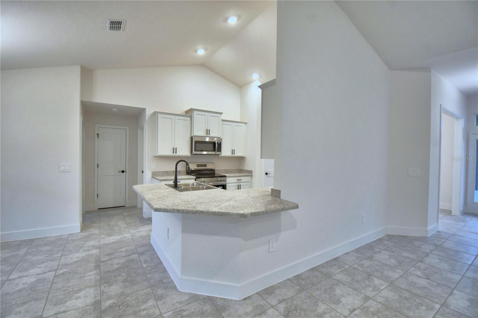 CADENCE CROSSING - Residential