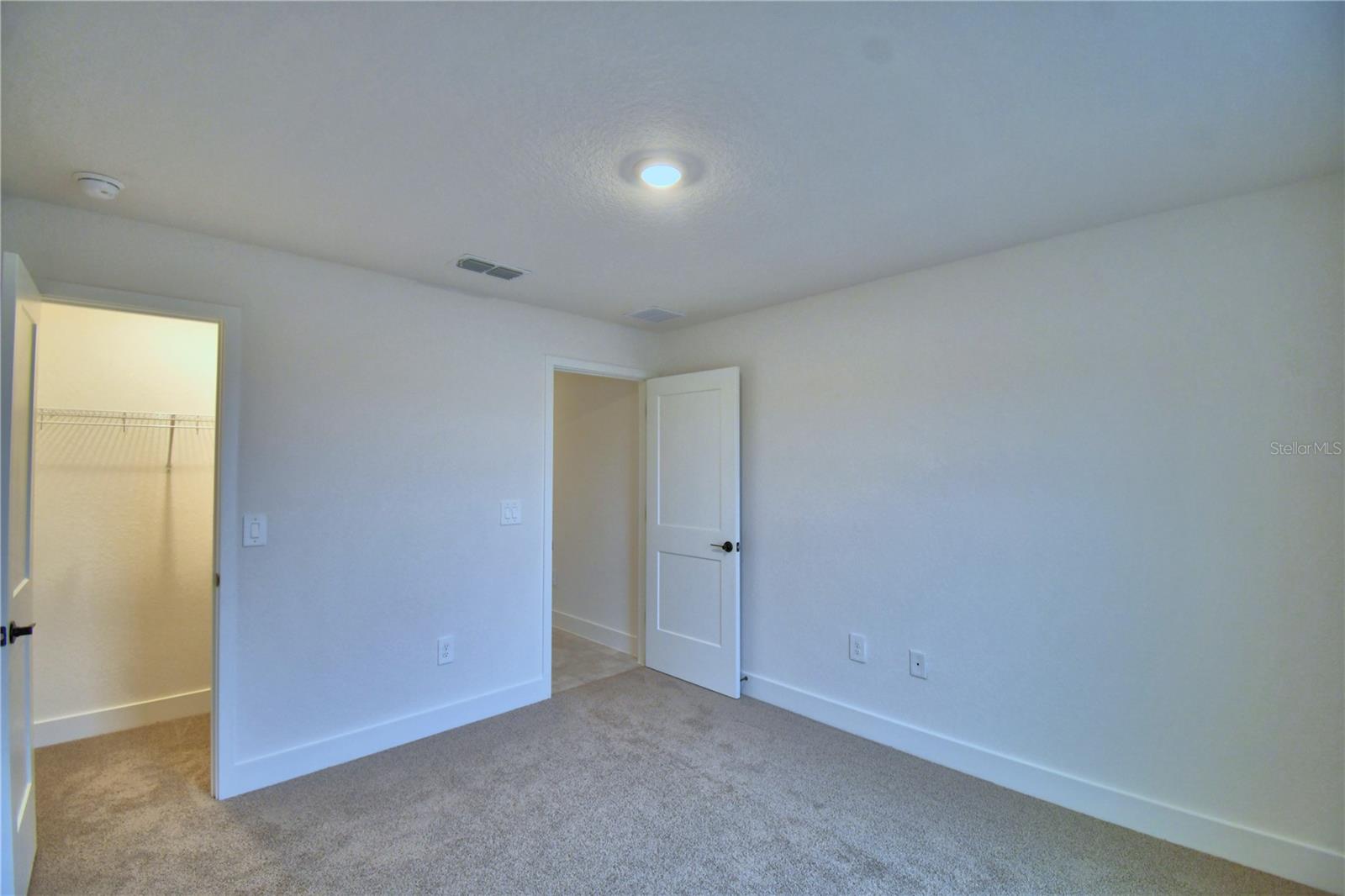 CADENCE CROSSING - Residential