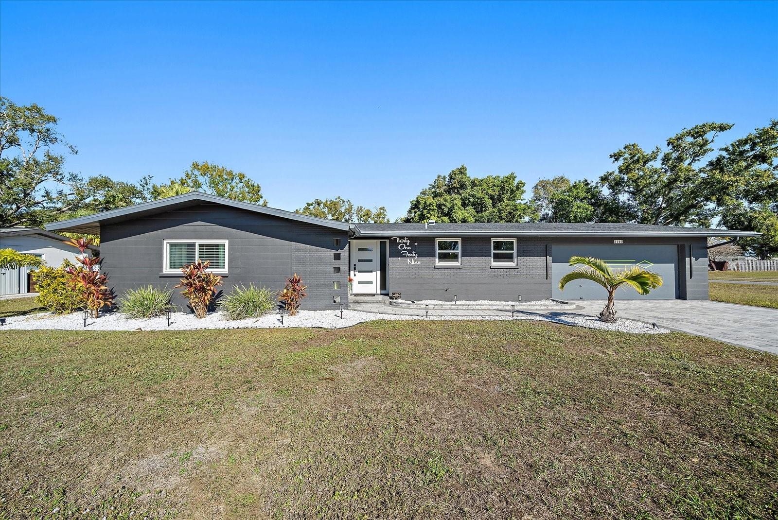 SOUTH GATE - Residential