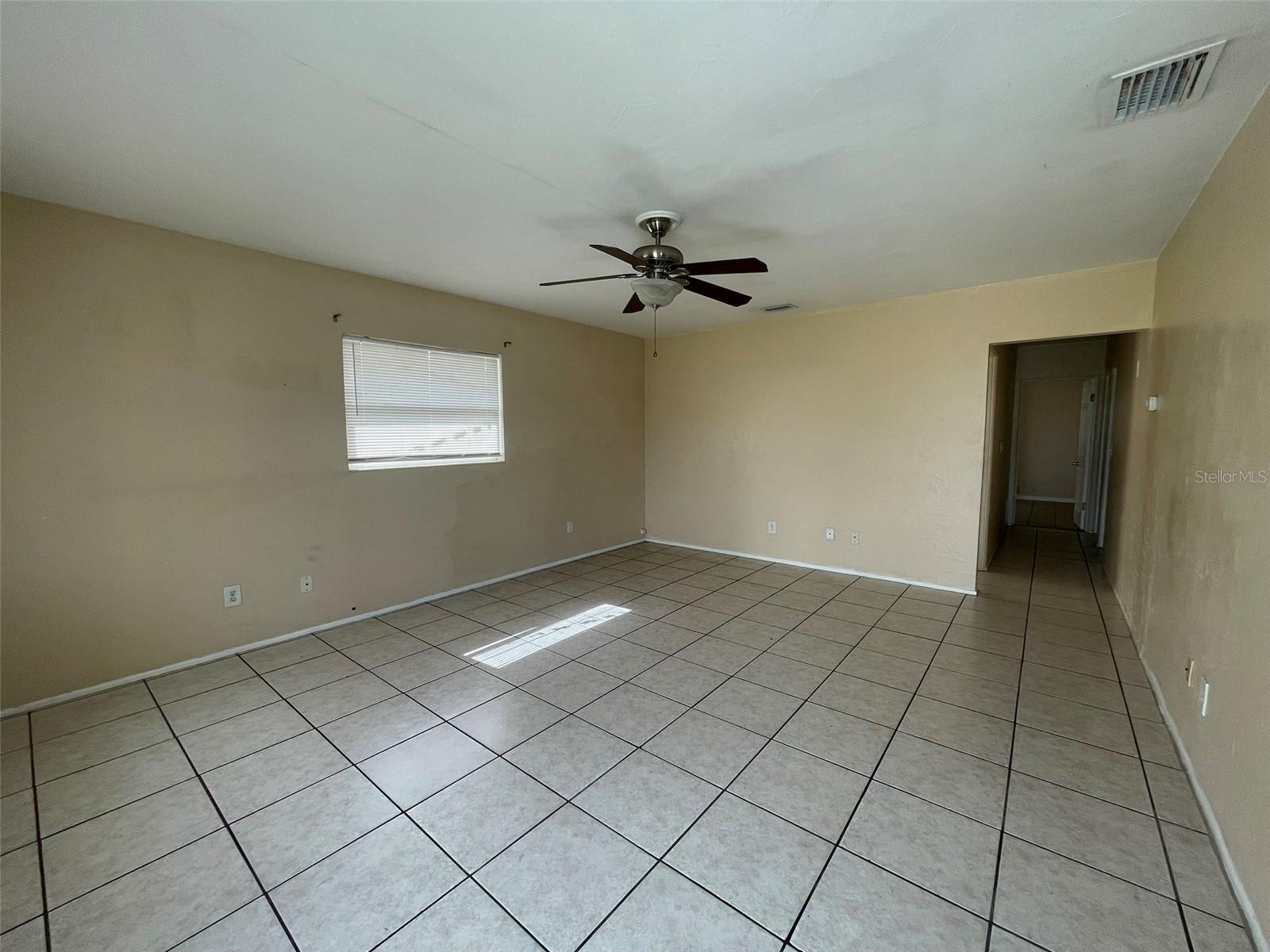 POINCIANA PARK FIRST ADD - Residential Lease
