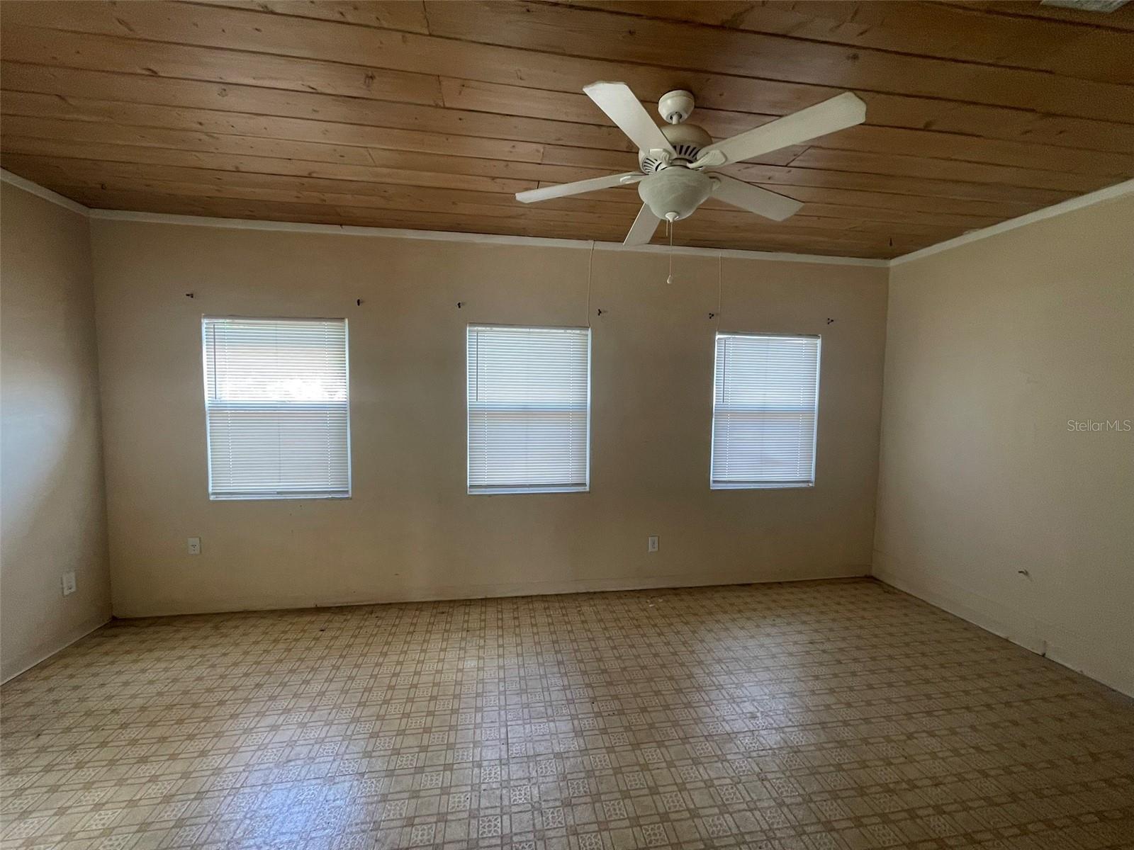 POINCIANA PARK FIRST ADD - Residential Lease