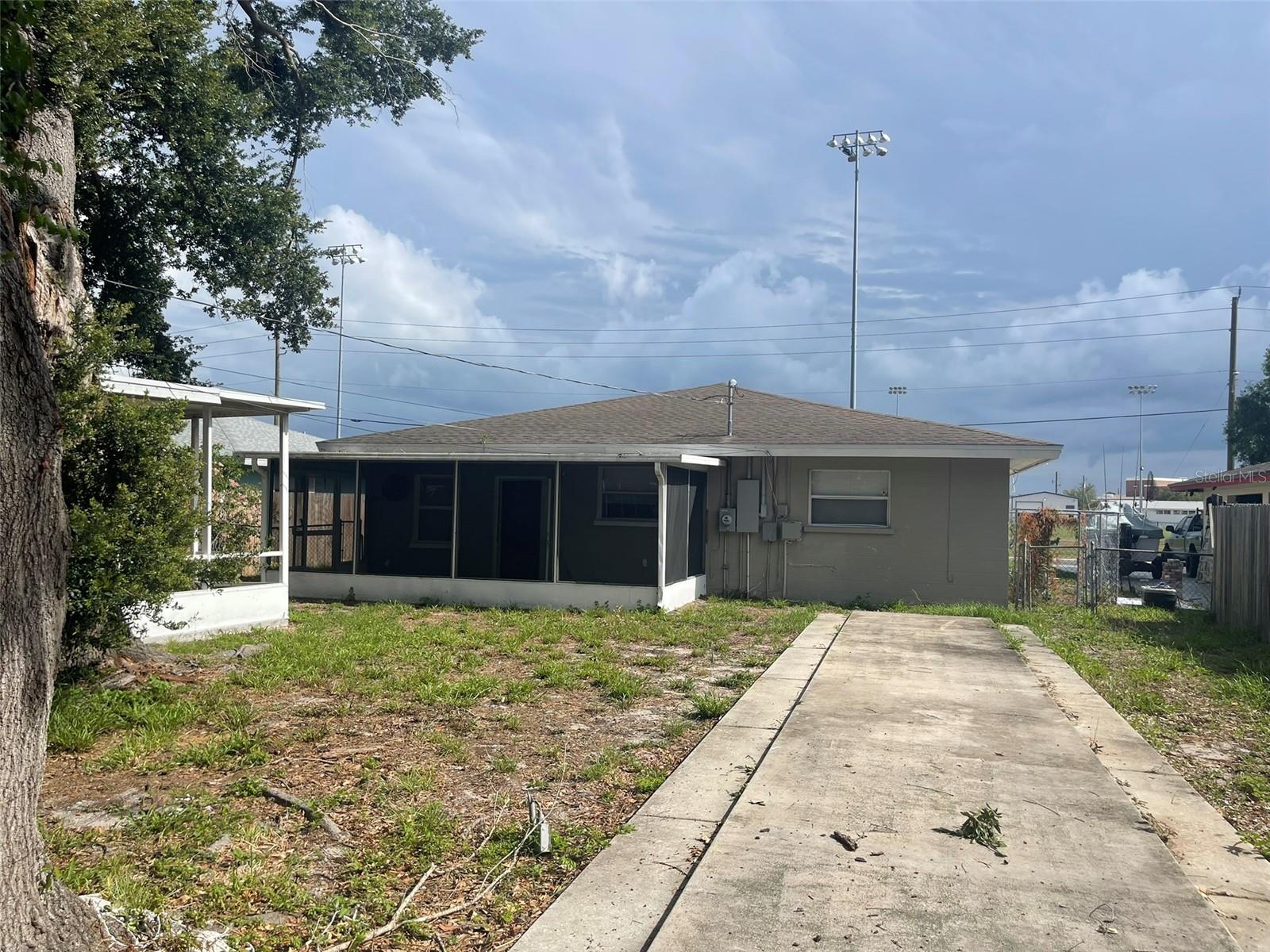 POINCIANA PARK FIRST ADD - Residential Lease