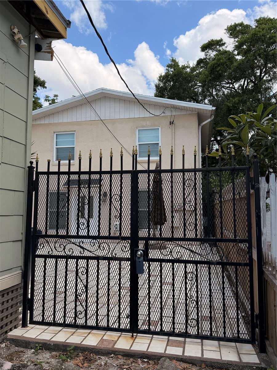 ALAMEDA - Residential Lease
