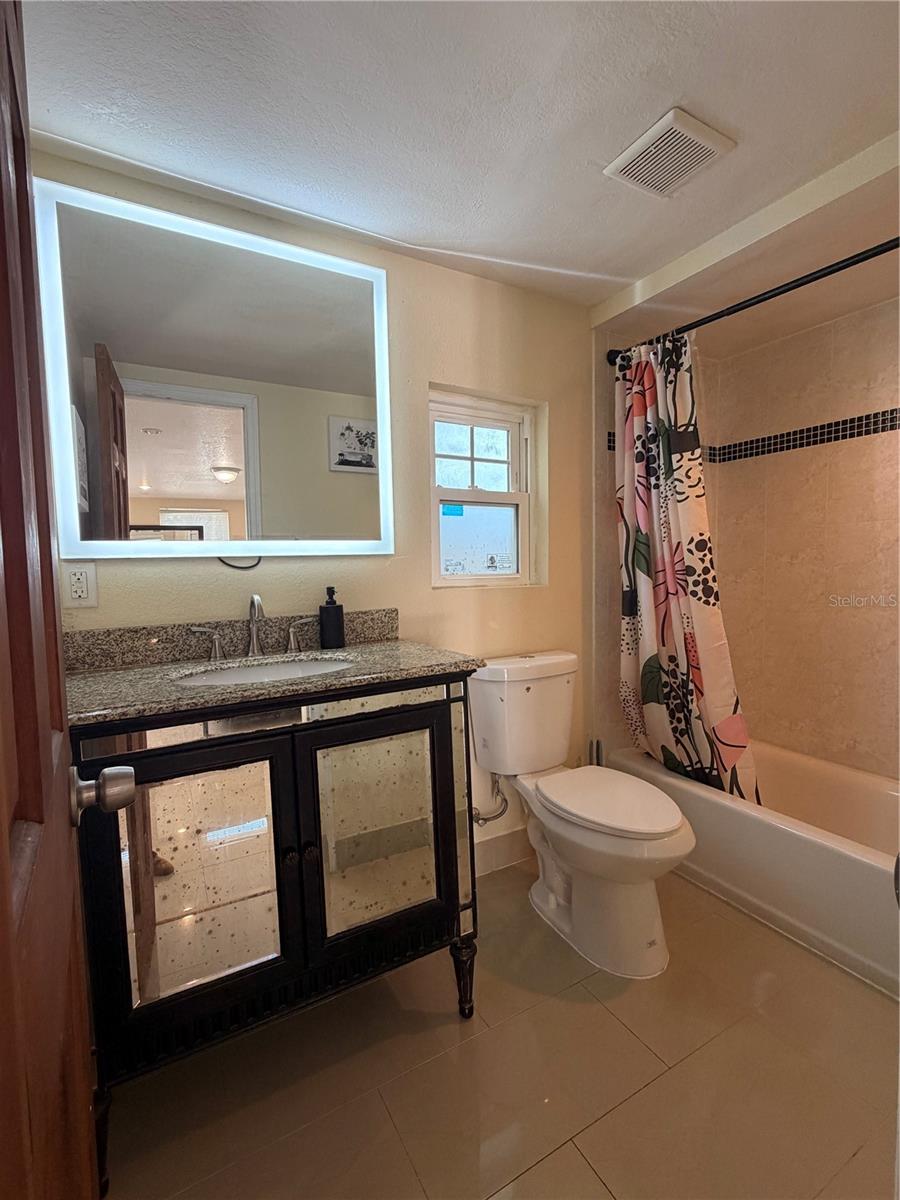 ALAMEDA - Residential Lease