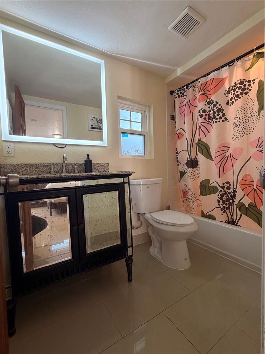 ALAMEDA - Residential Lease