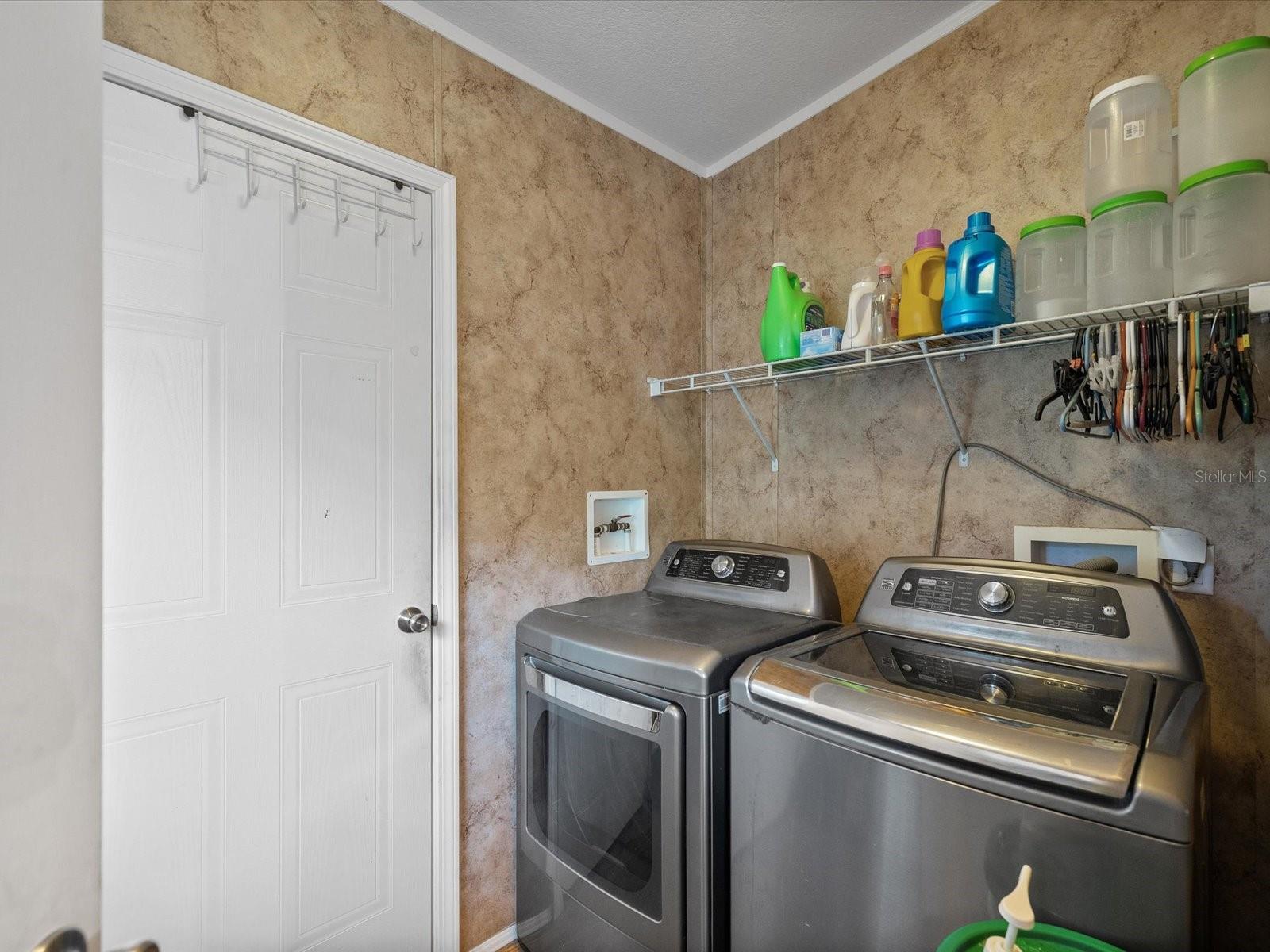 ACREAGE - Residential