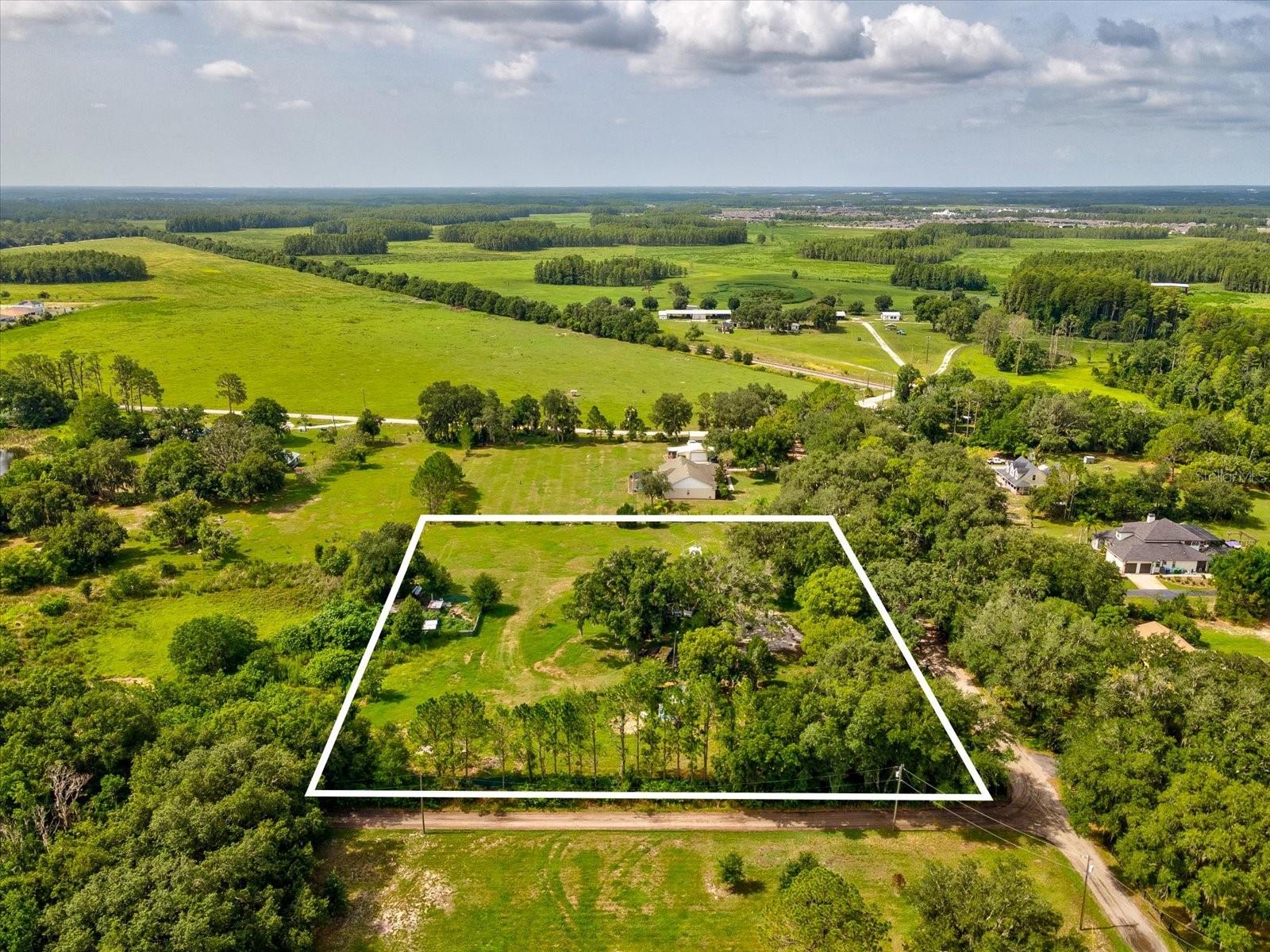 ACREAGE - Residential