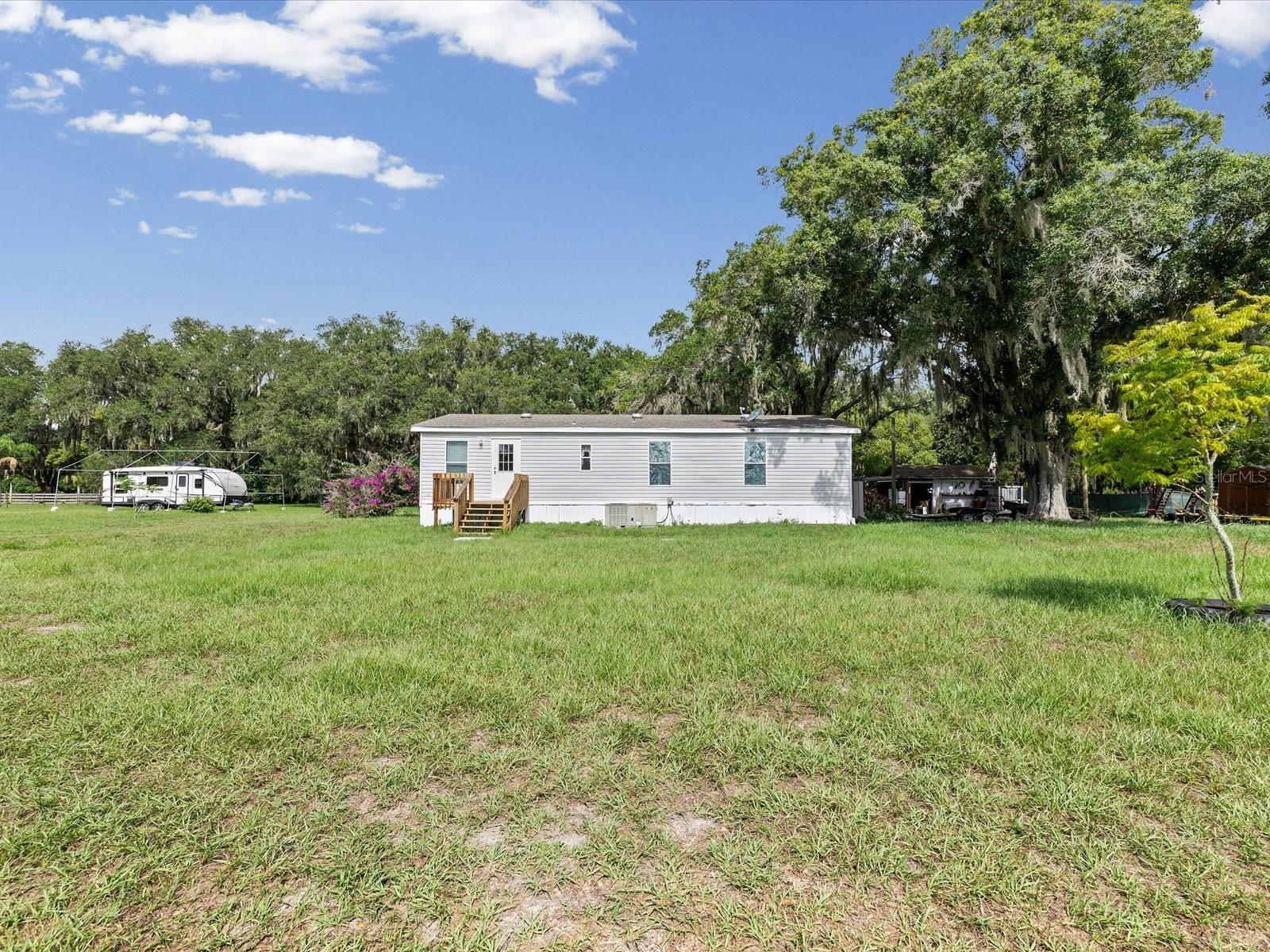 ACREAGE - Residential
