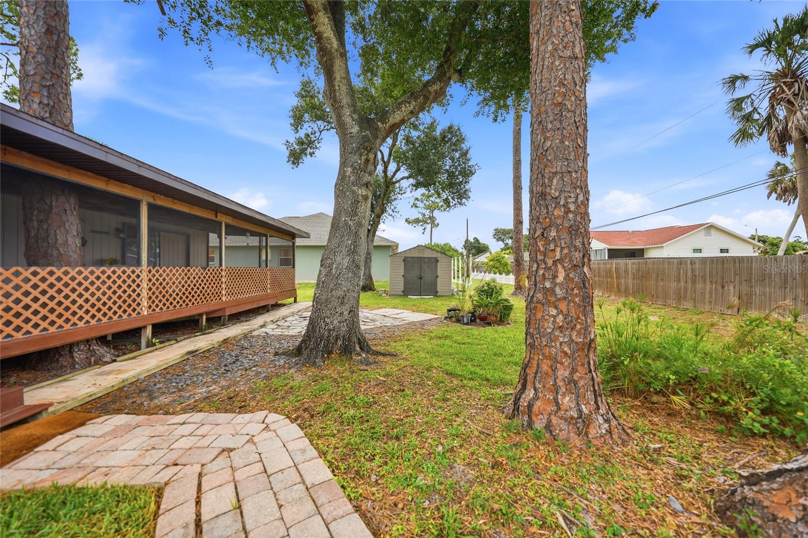 SOUTH VENICE - Residential