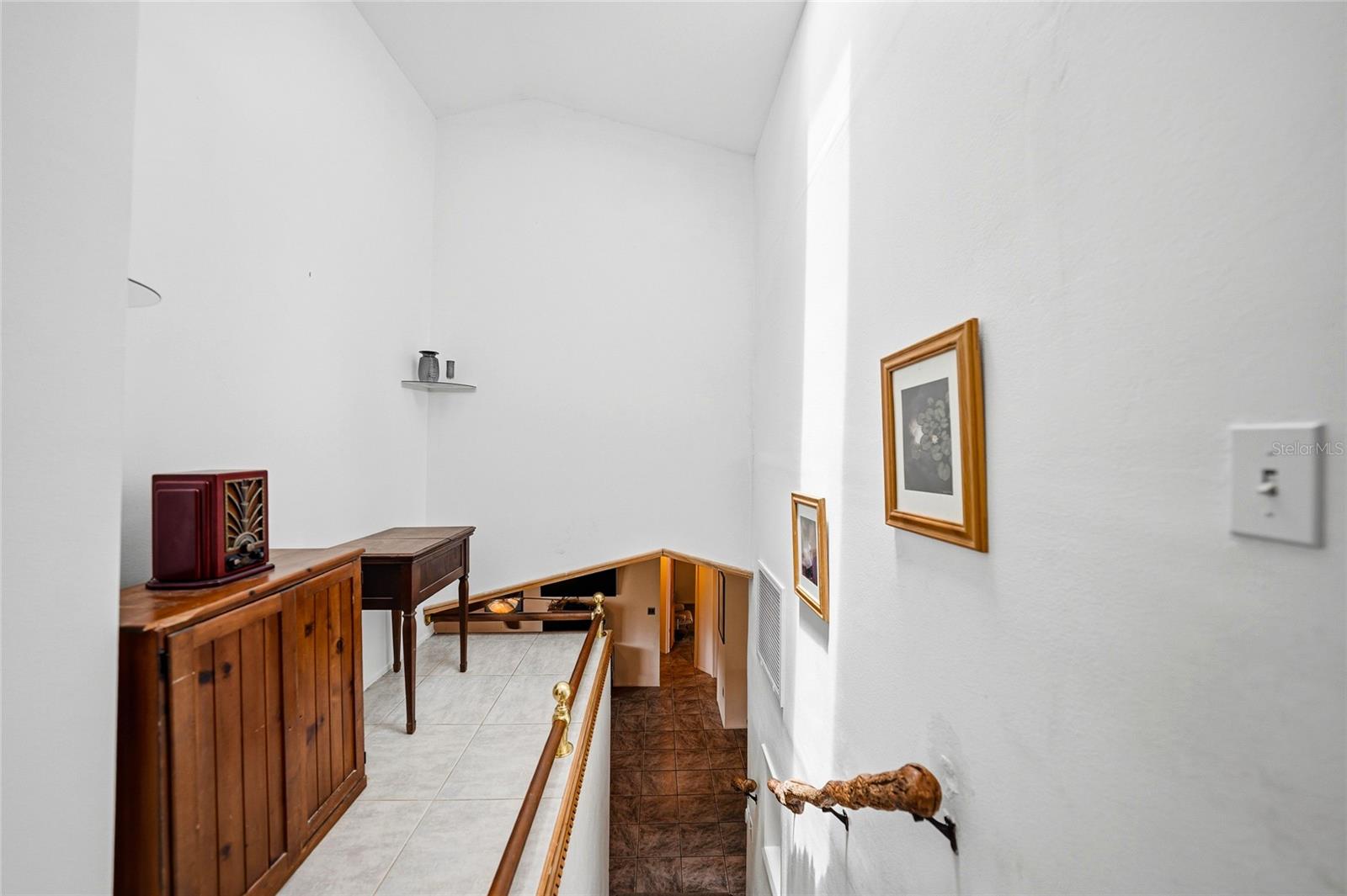 SOUTH VENICE - Residential