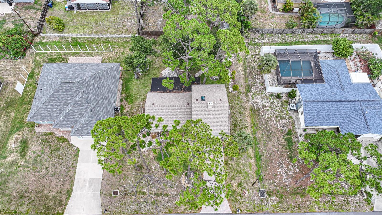 SOUTH VENICE - Residential