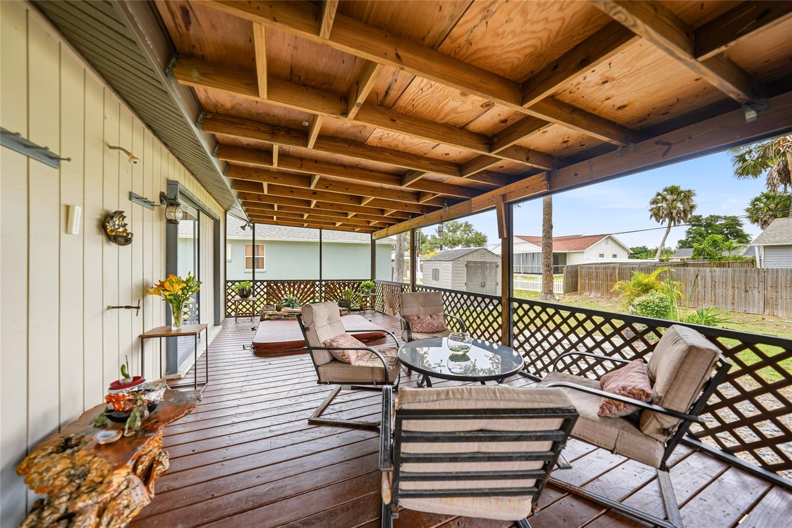 SOUTH VENICE - Residential