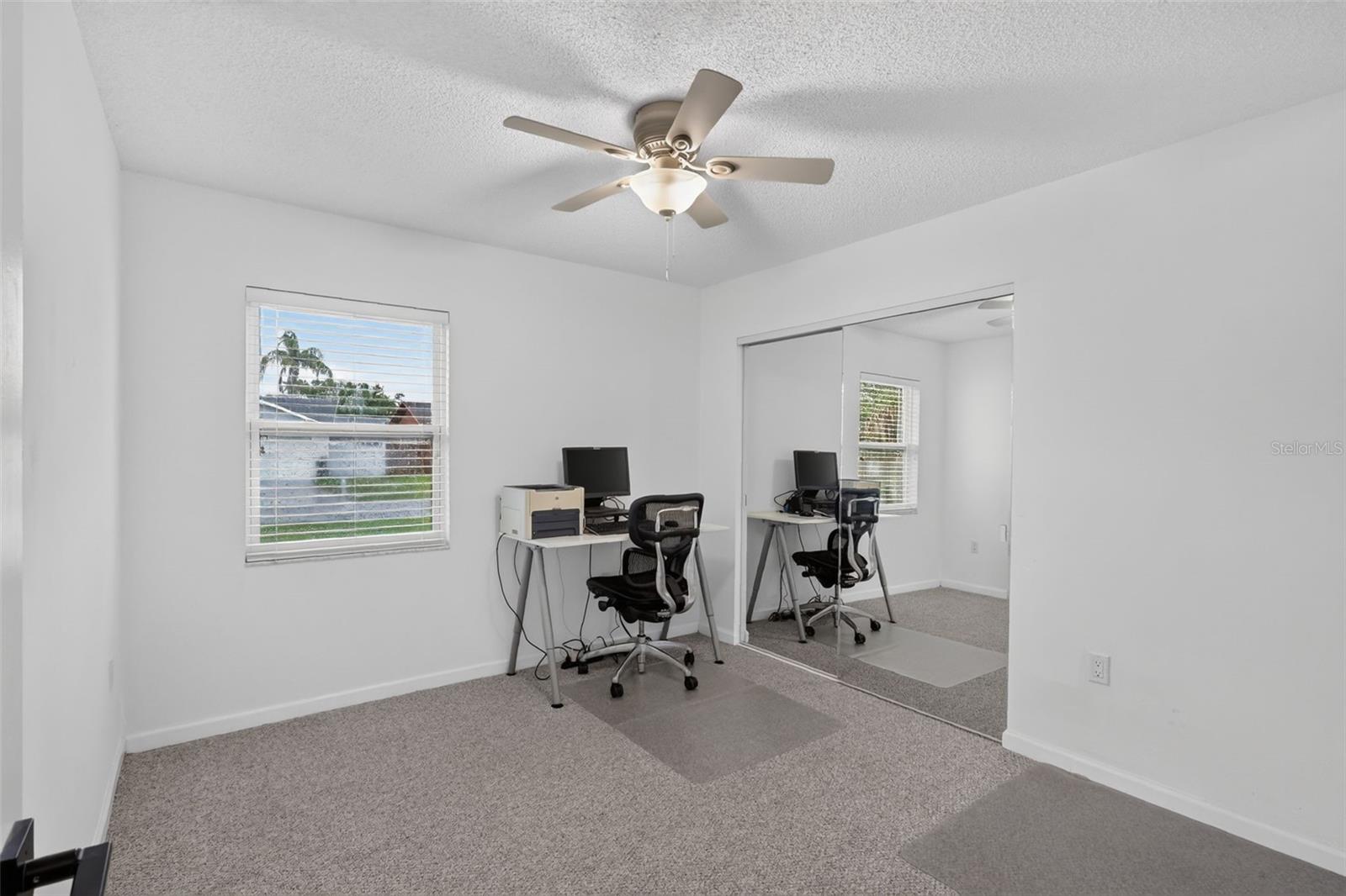 LAKE SARASOTA - Residential