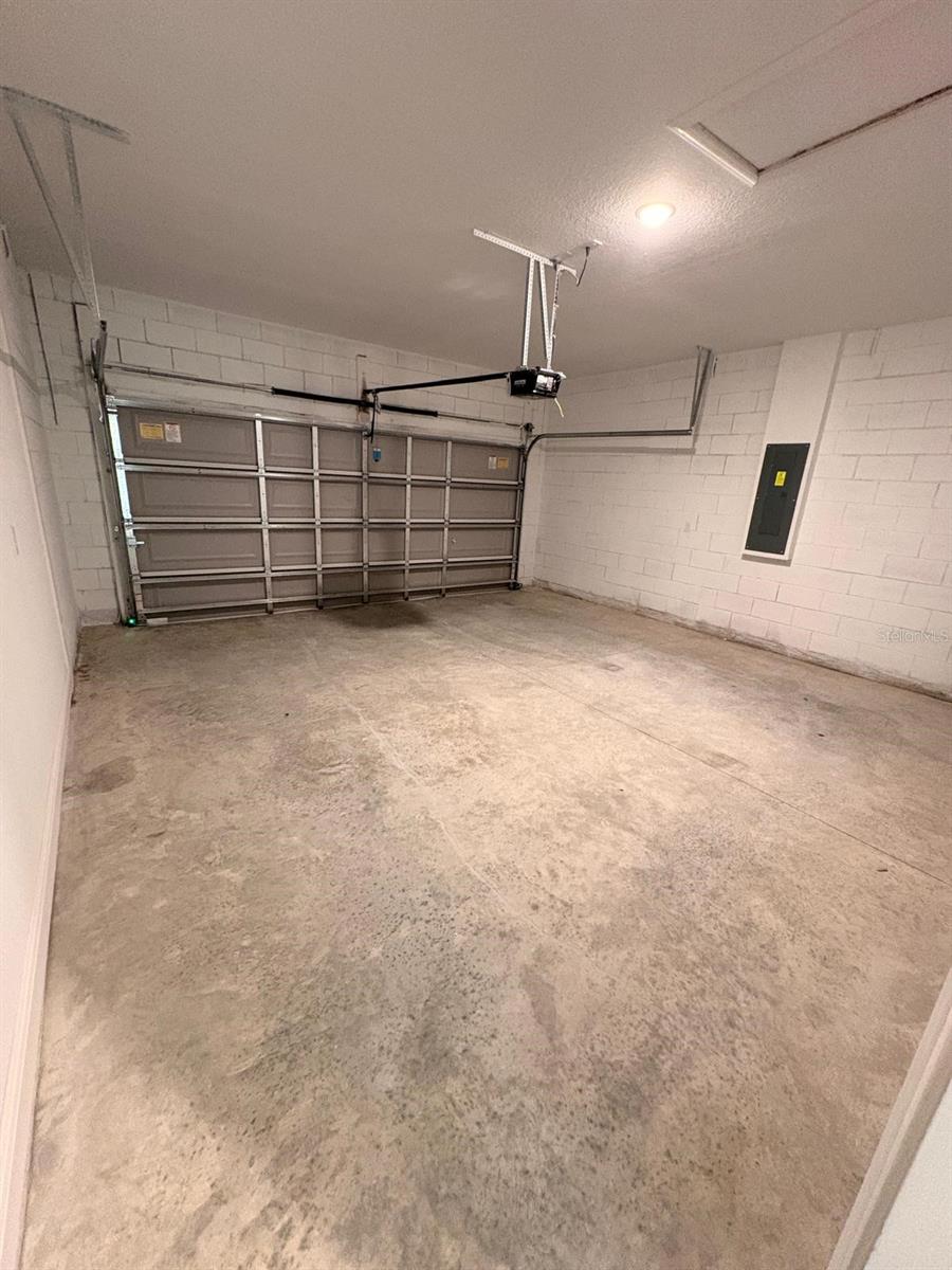 CITRUS SPGS UNIT 14 - Residential