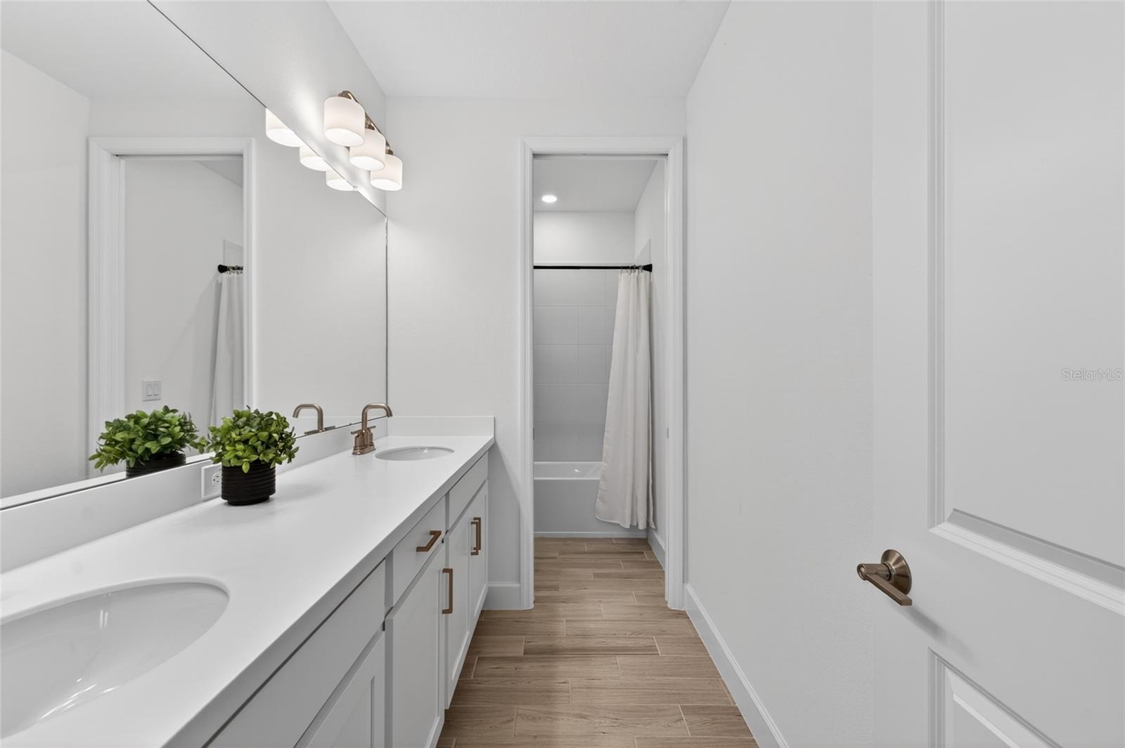 RIVER LNDG PH 4 & 5 - Residential