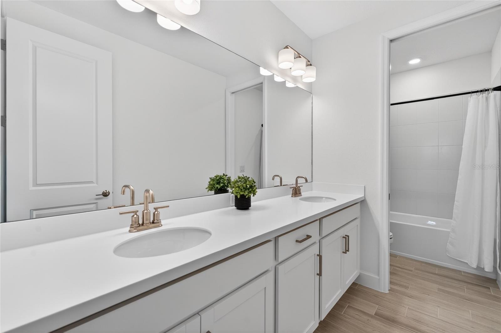 RIVER LNDG PH 4 & 5 - Residential