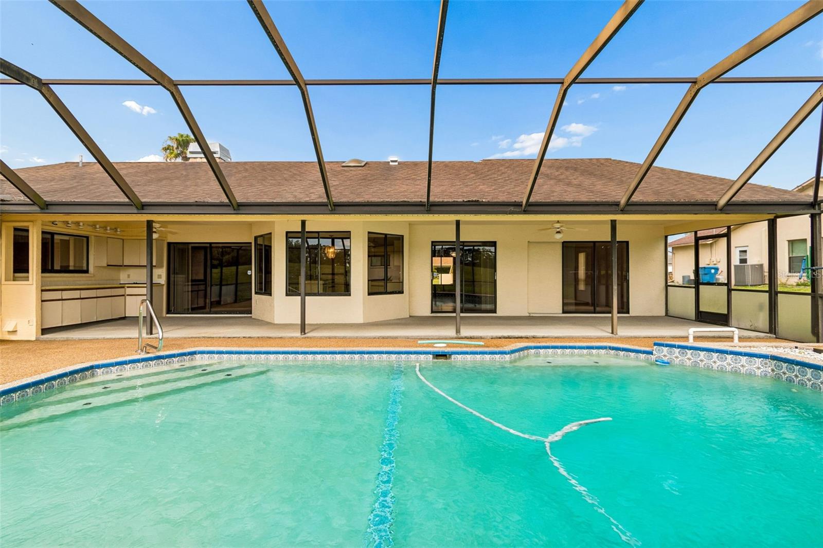 SPRING HILL - Residential