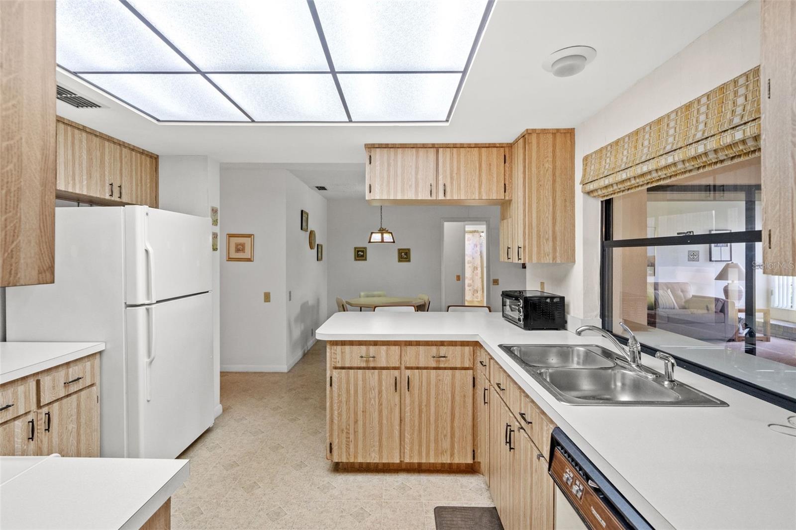 FAIRWAY SPGS - Residential