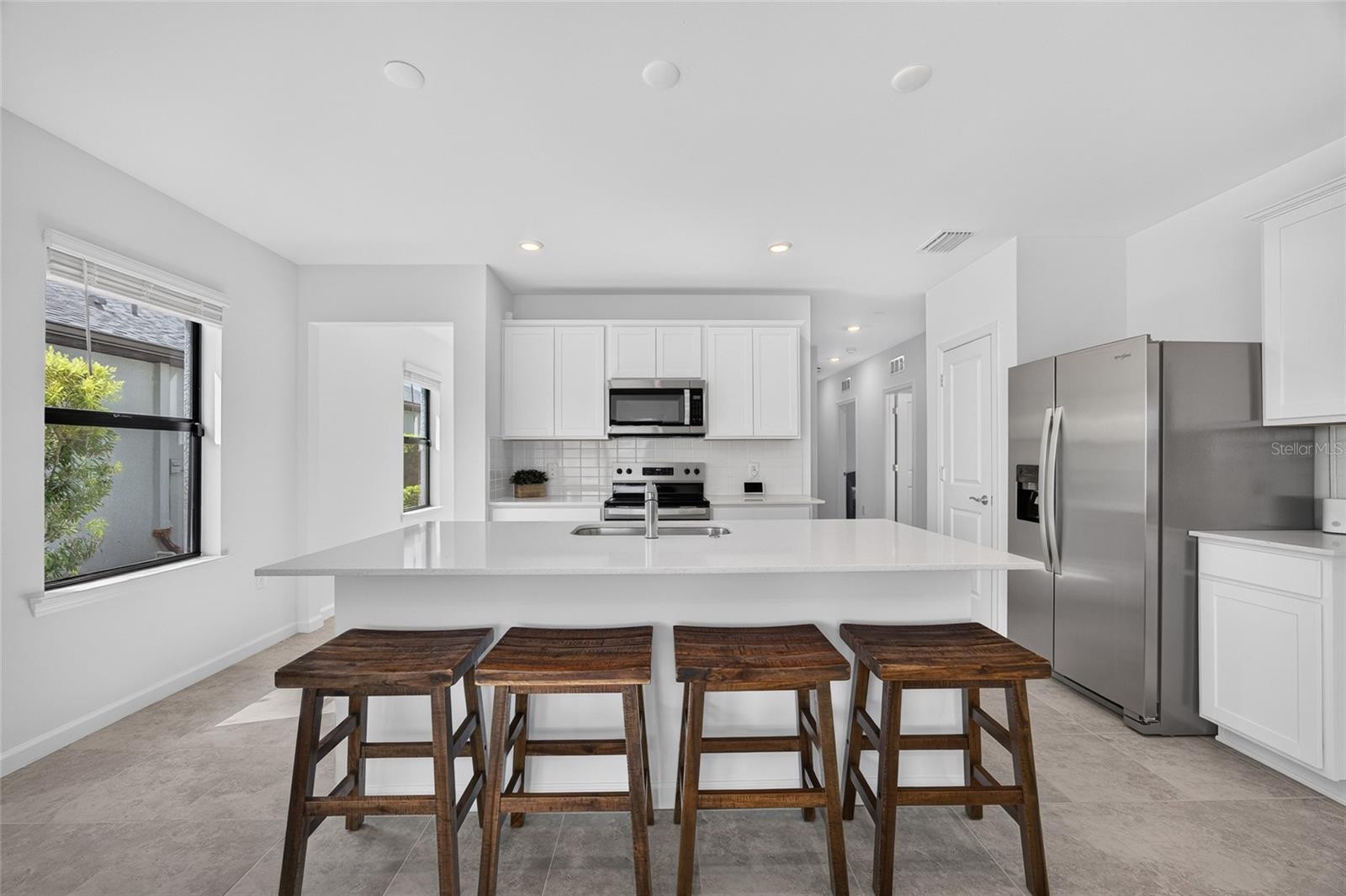 AVANTI/WATERSIDE - Residential