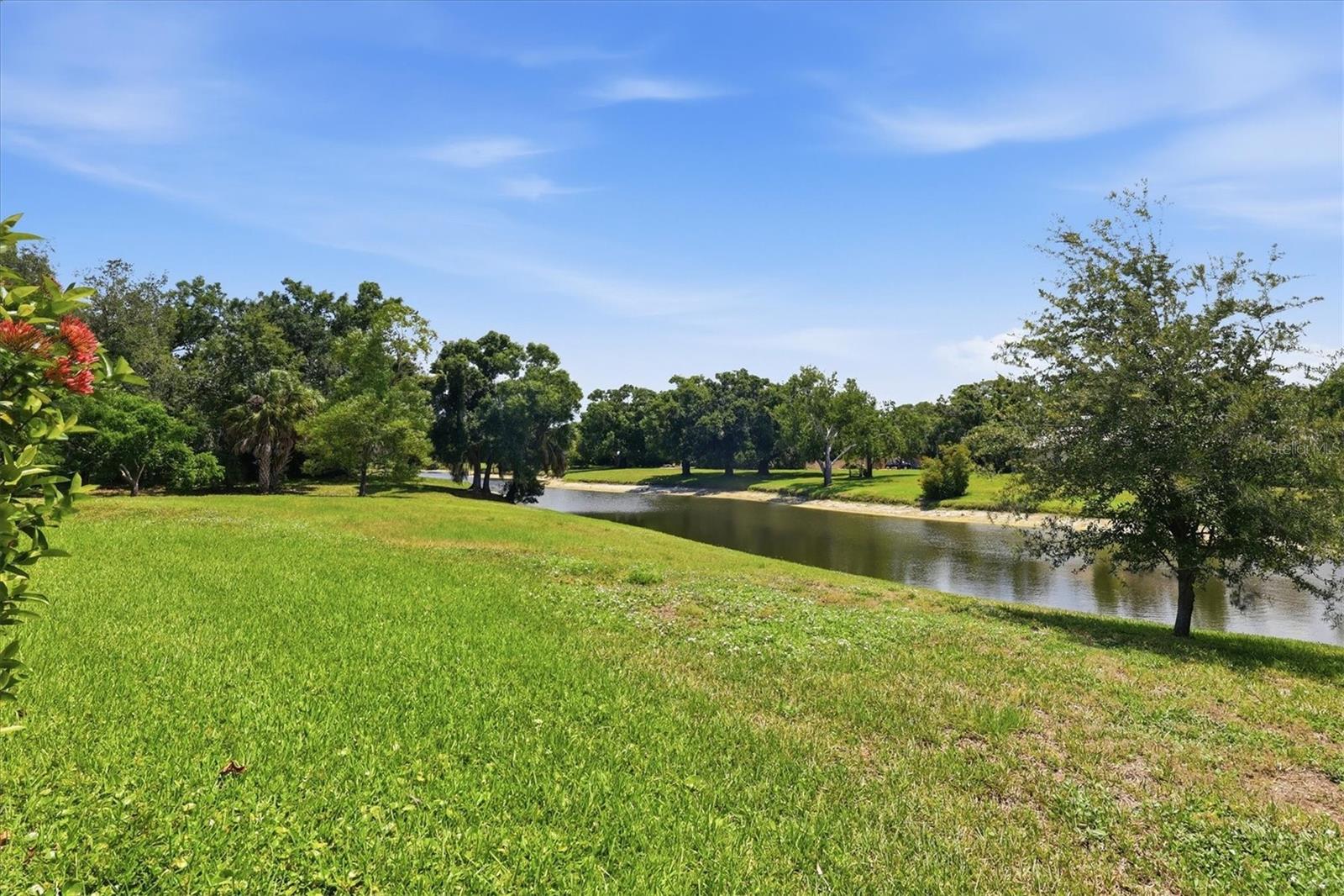 COUNTRY CREEK - Residential