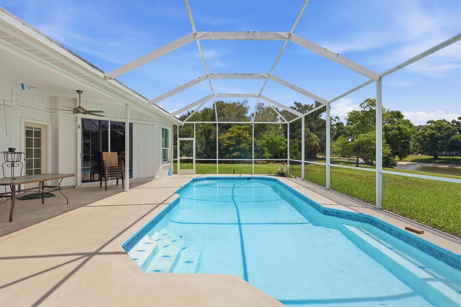 COUNTRY CREEK - Residential