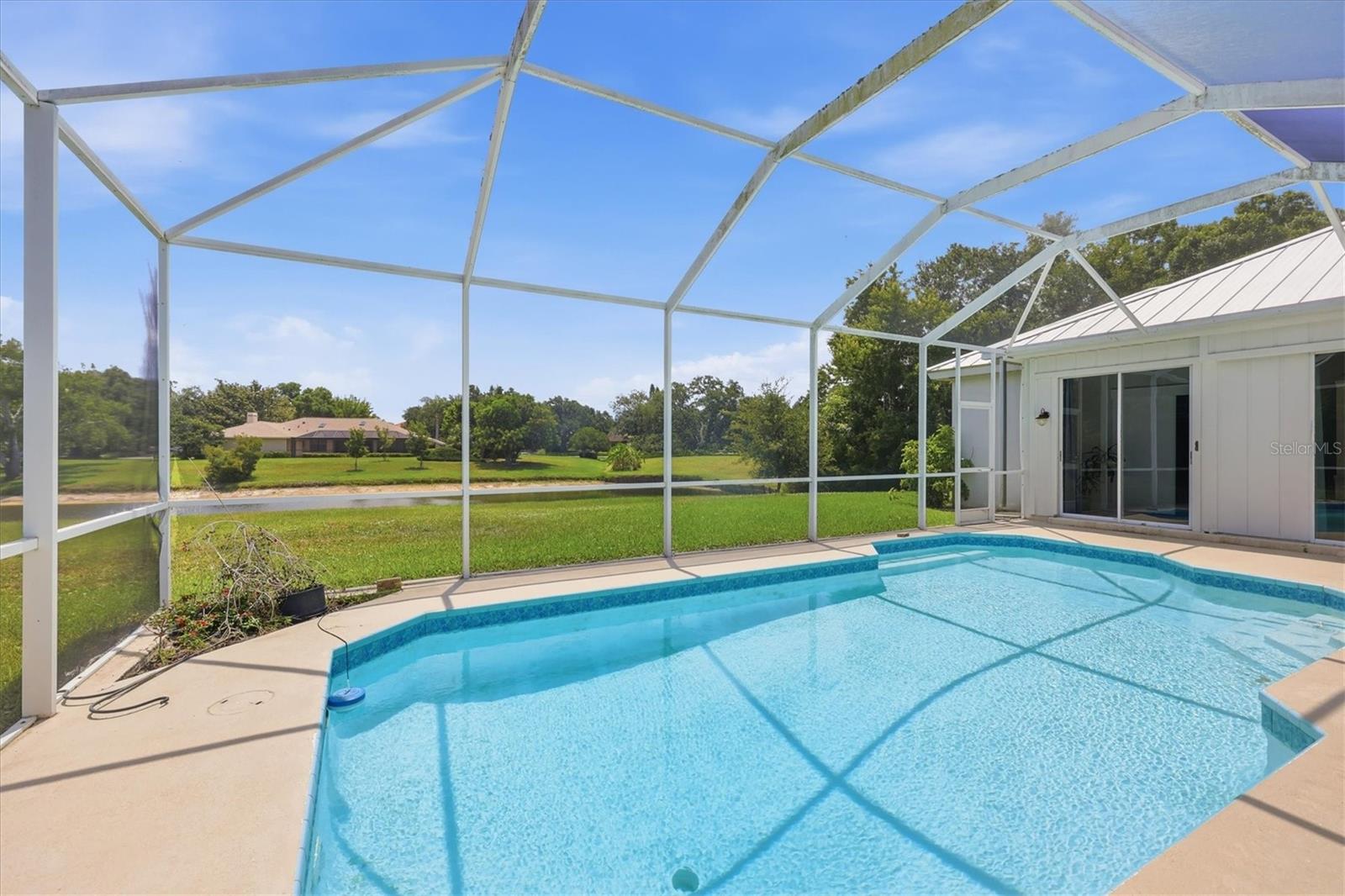 COUNTRY CREEK - Residential