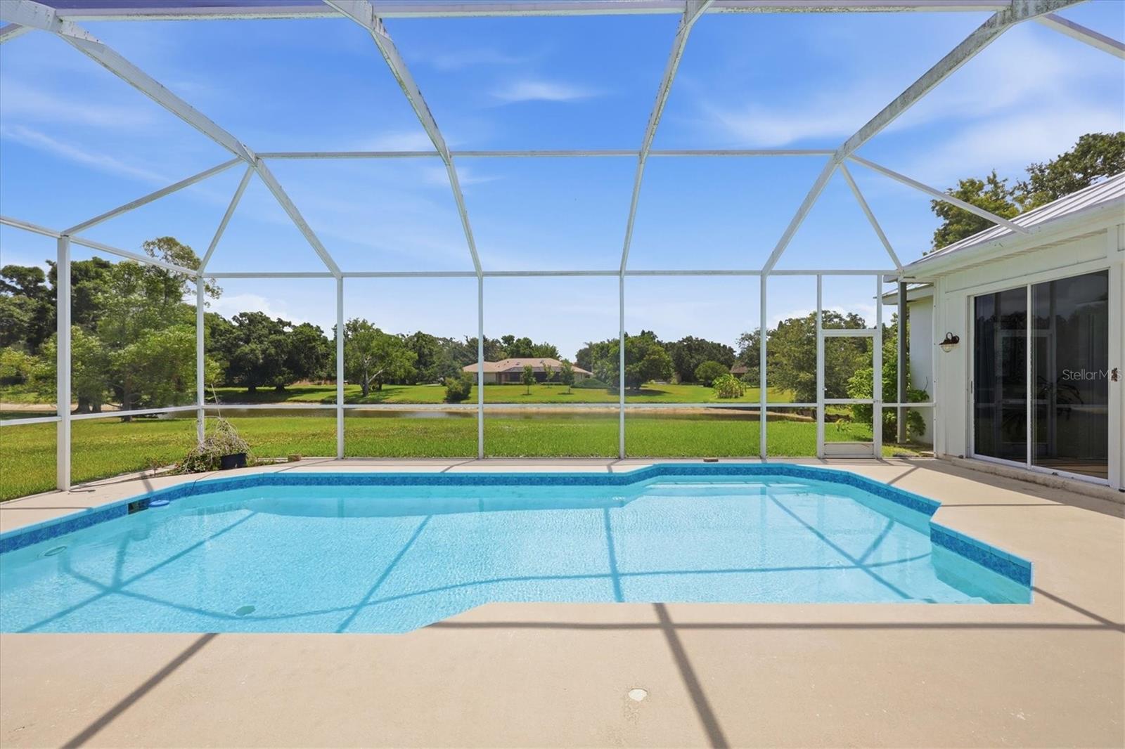 COUNTRY CREEK - Residential