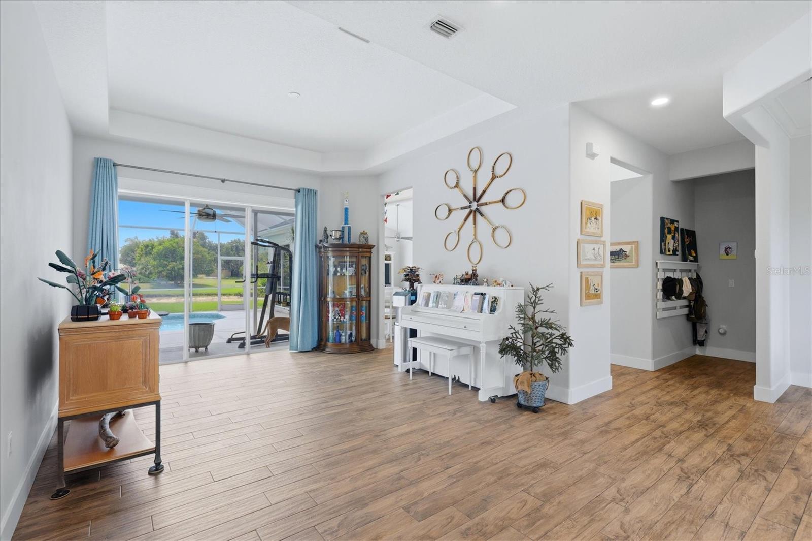 COUNTRY CREEK - Residential