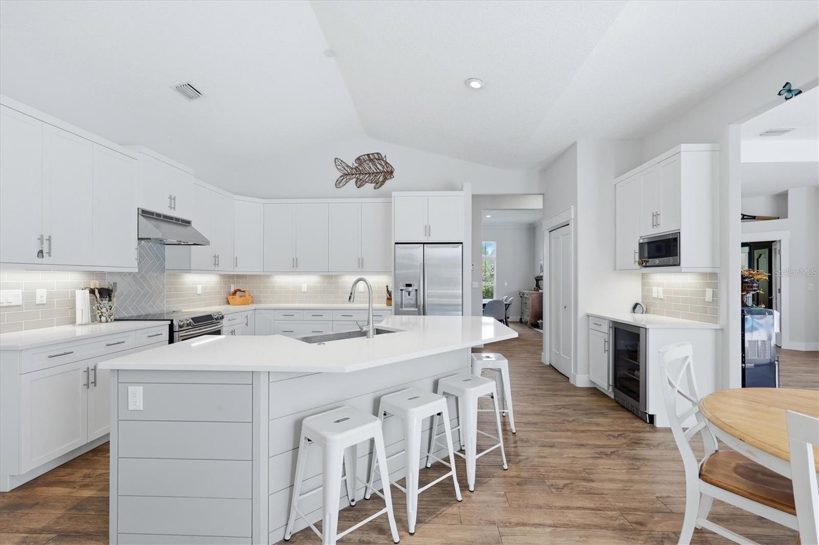 COUNTRY CREEK - Residential