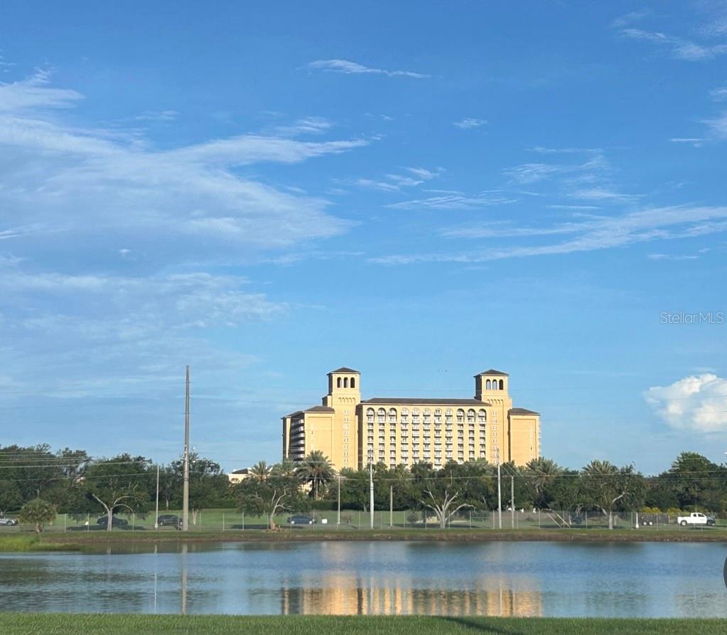 SKY LAKE - Residential
