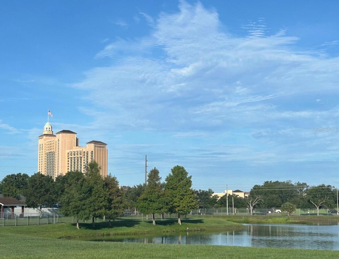 SKY LAKE - Residential