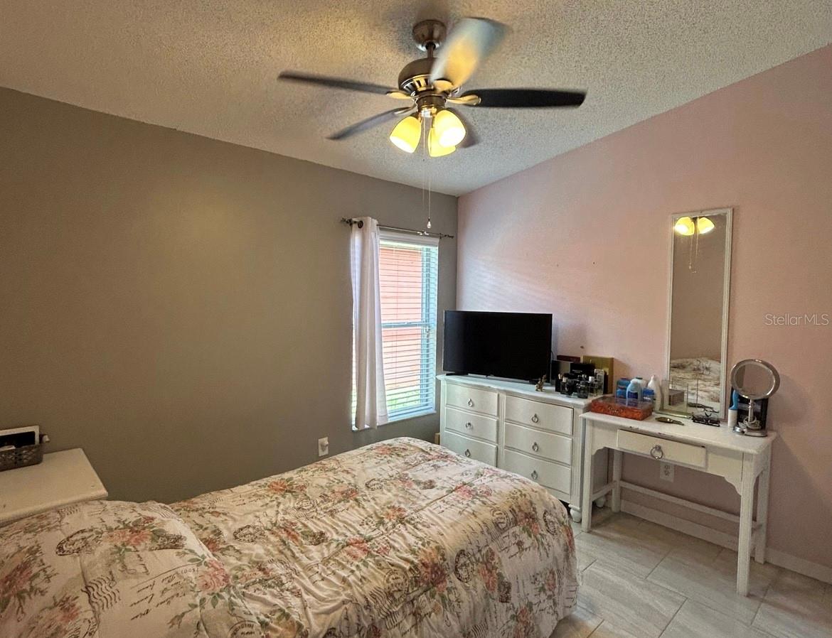 SKY LAKE - Residential