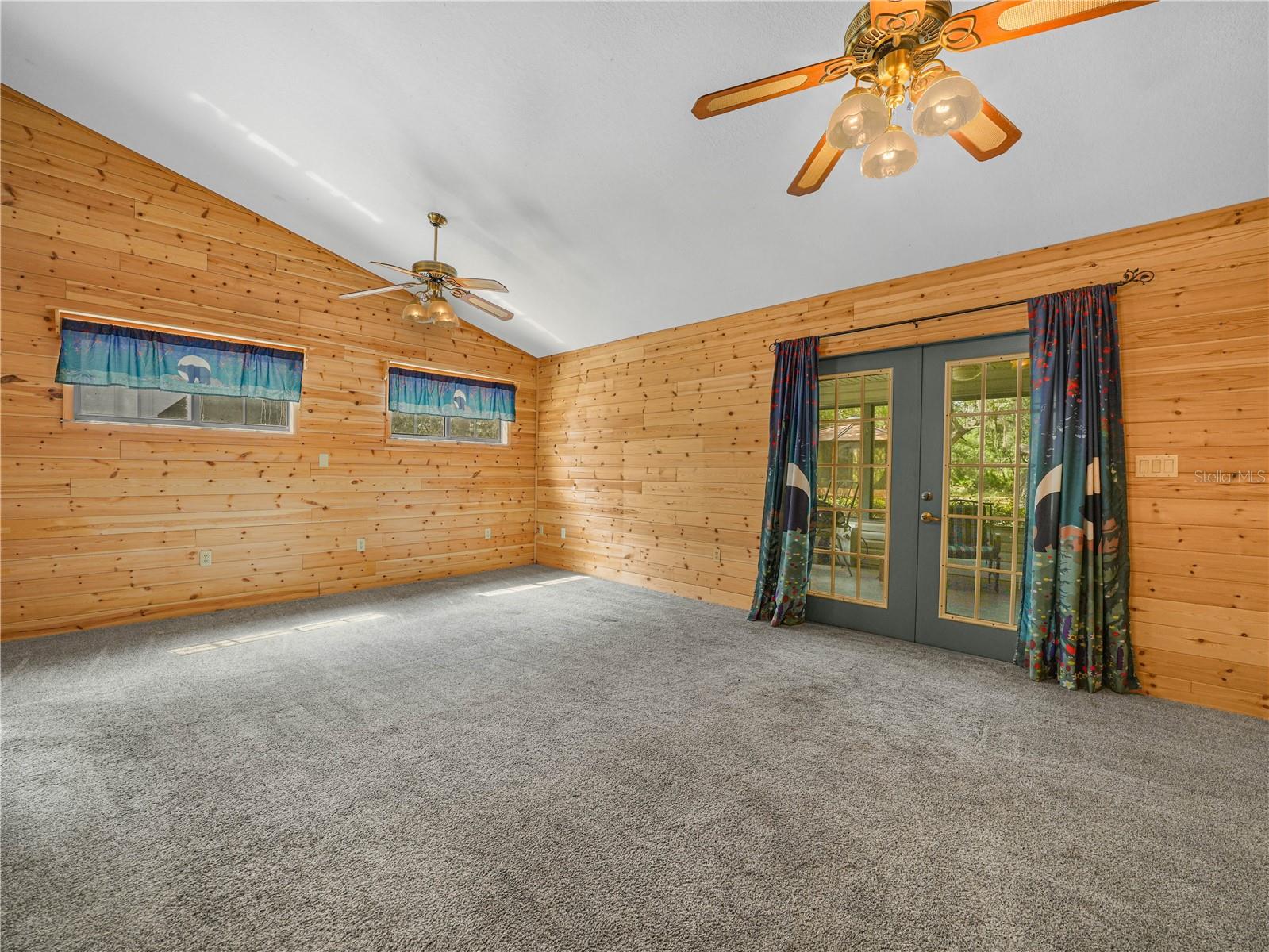 TIGER CREEK FOREST - Residential
