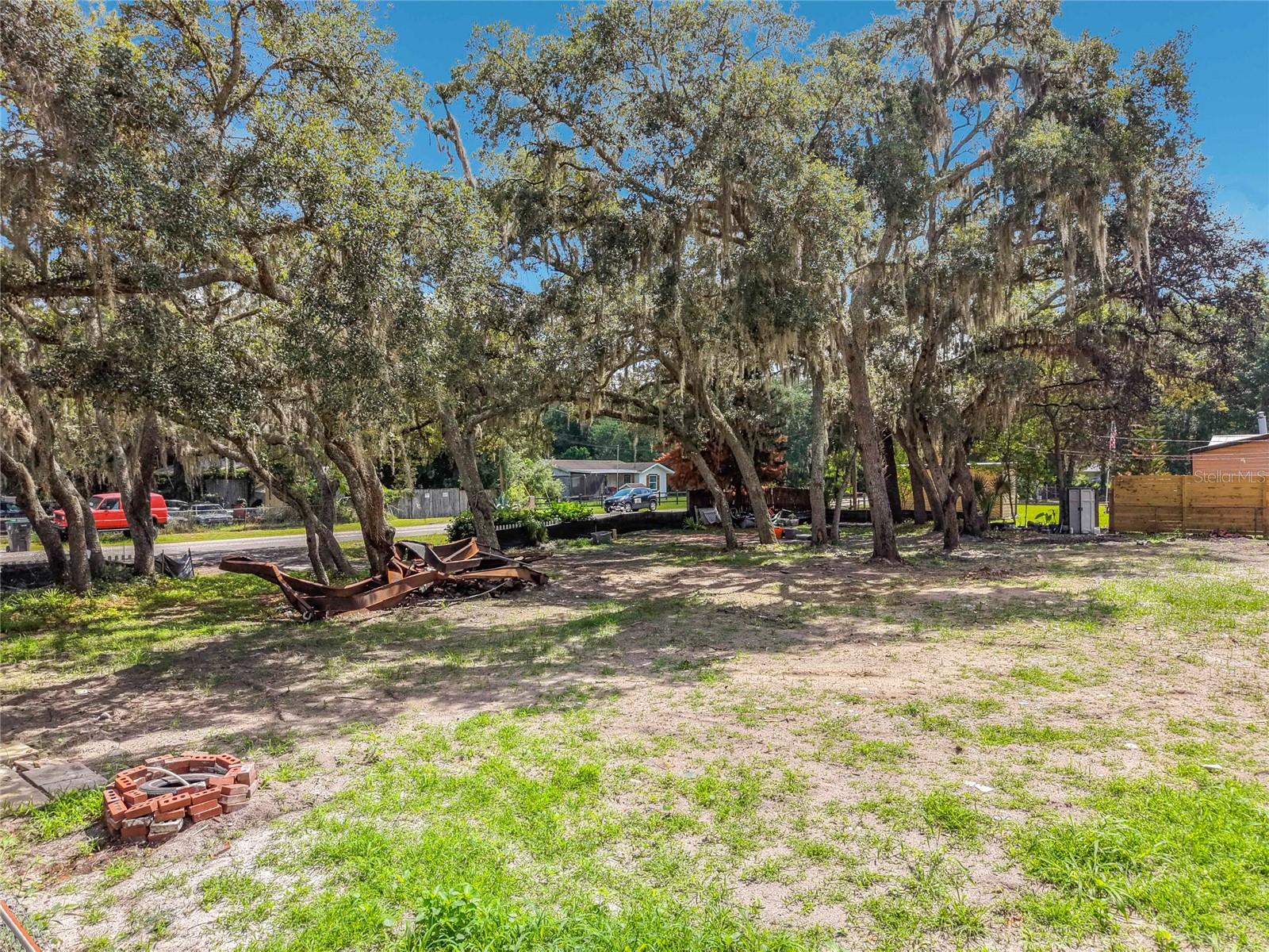 EAST PINE ACRES - Land