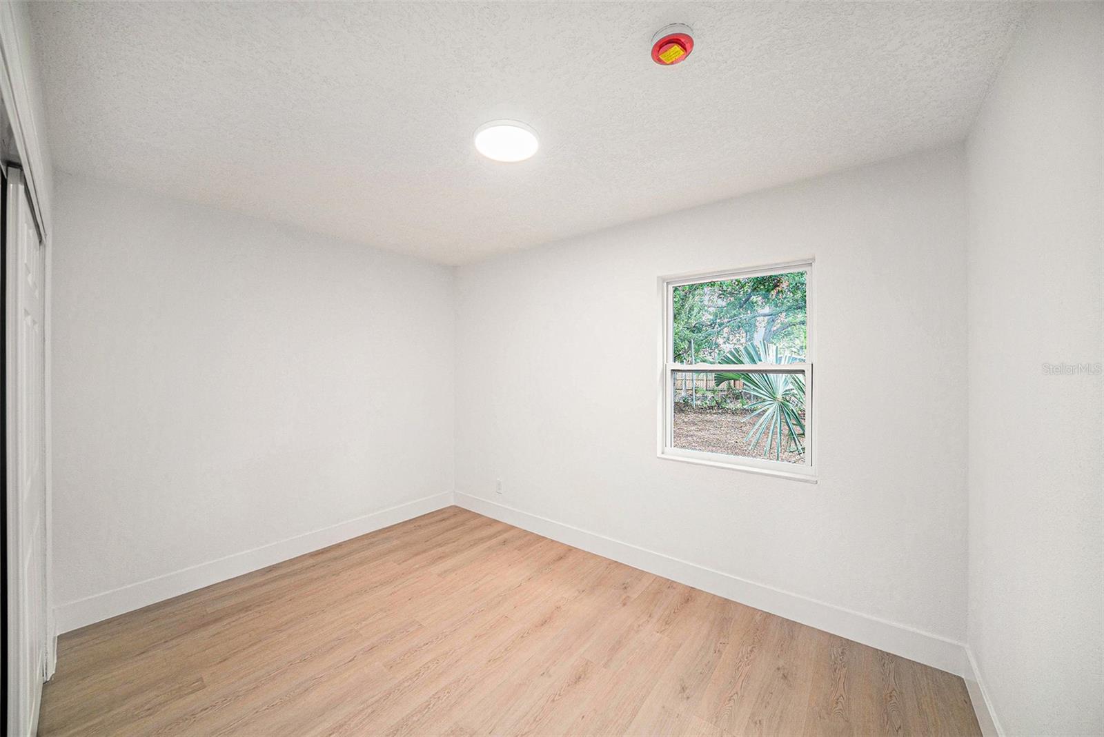 GANDY MANOR - Residential Lease