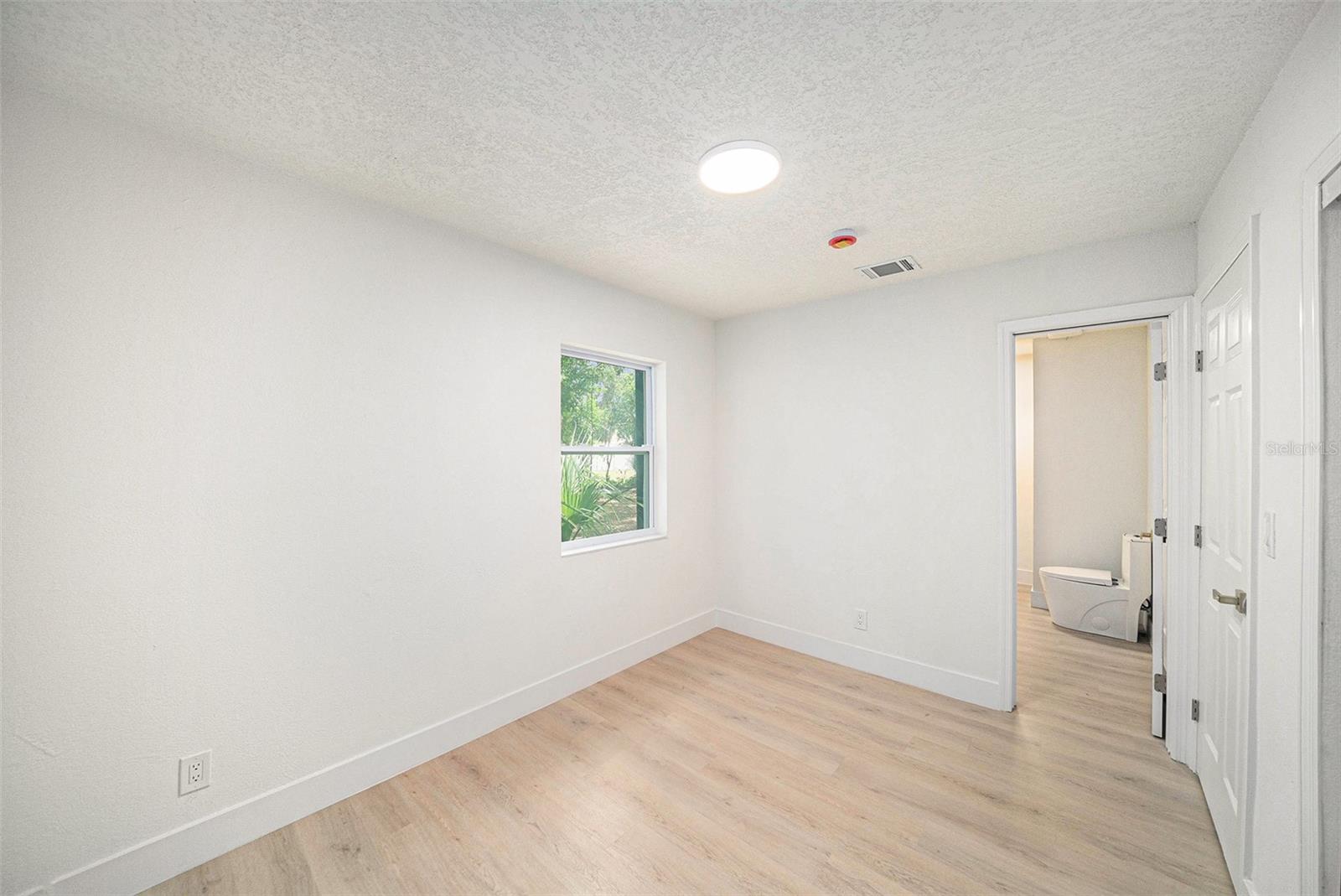 GANDY MANOR - Residential Lease