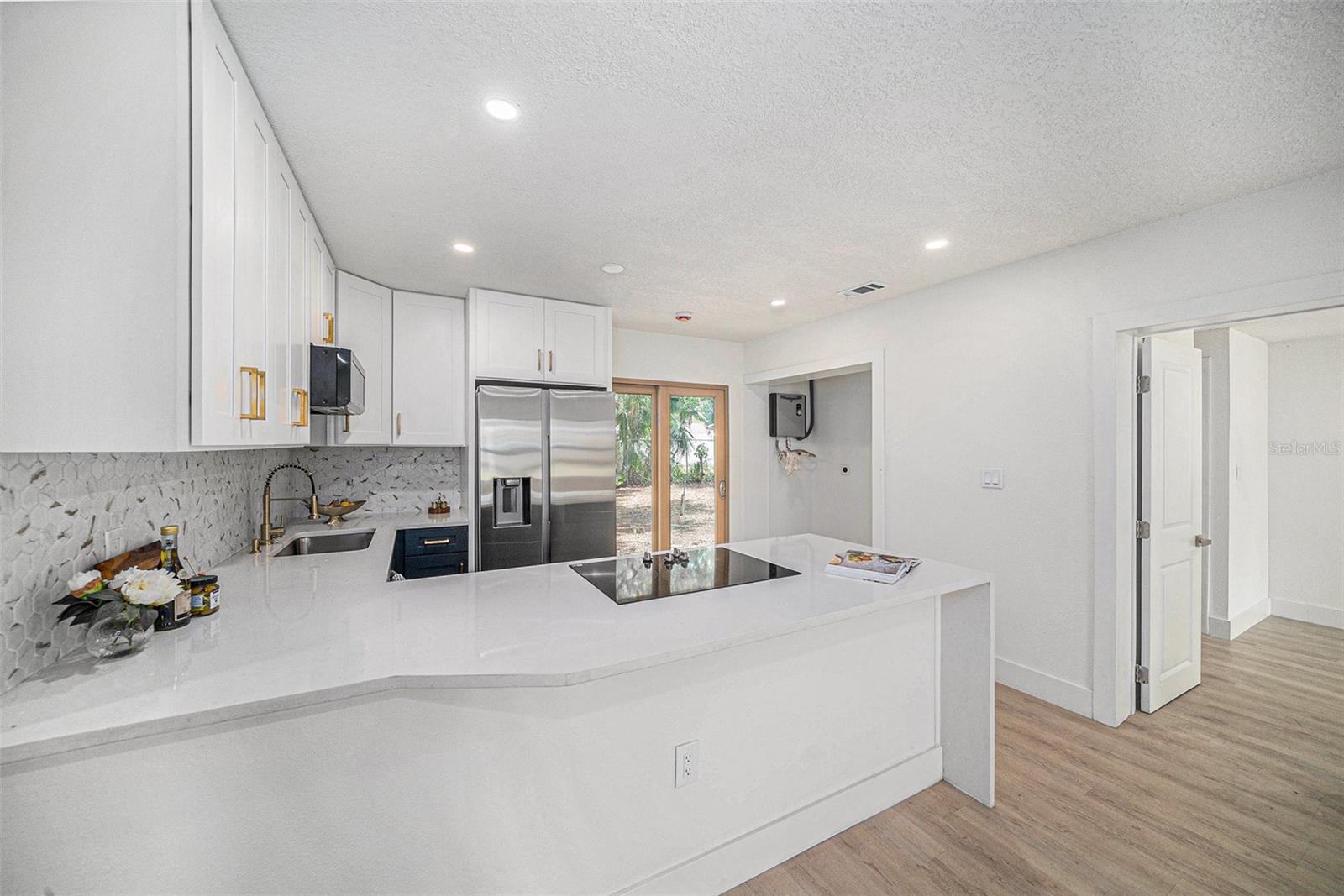 GANDY MANOR - Residential Lease