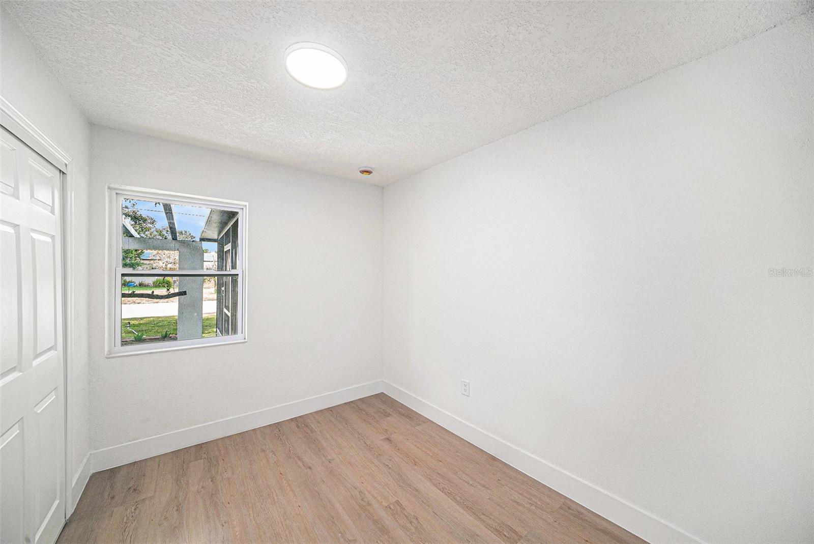 GANDY MANOR - Residential Lease