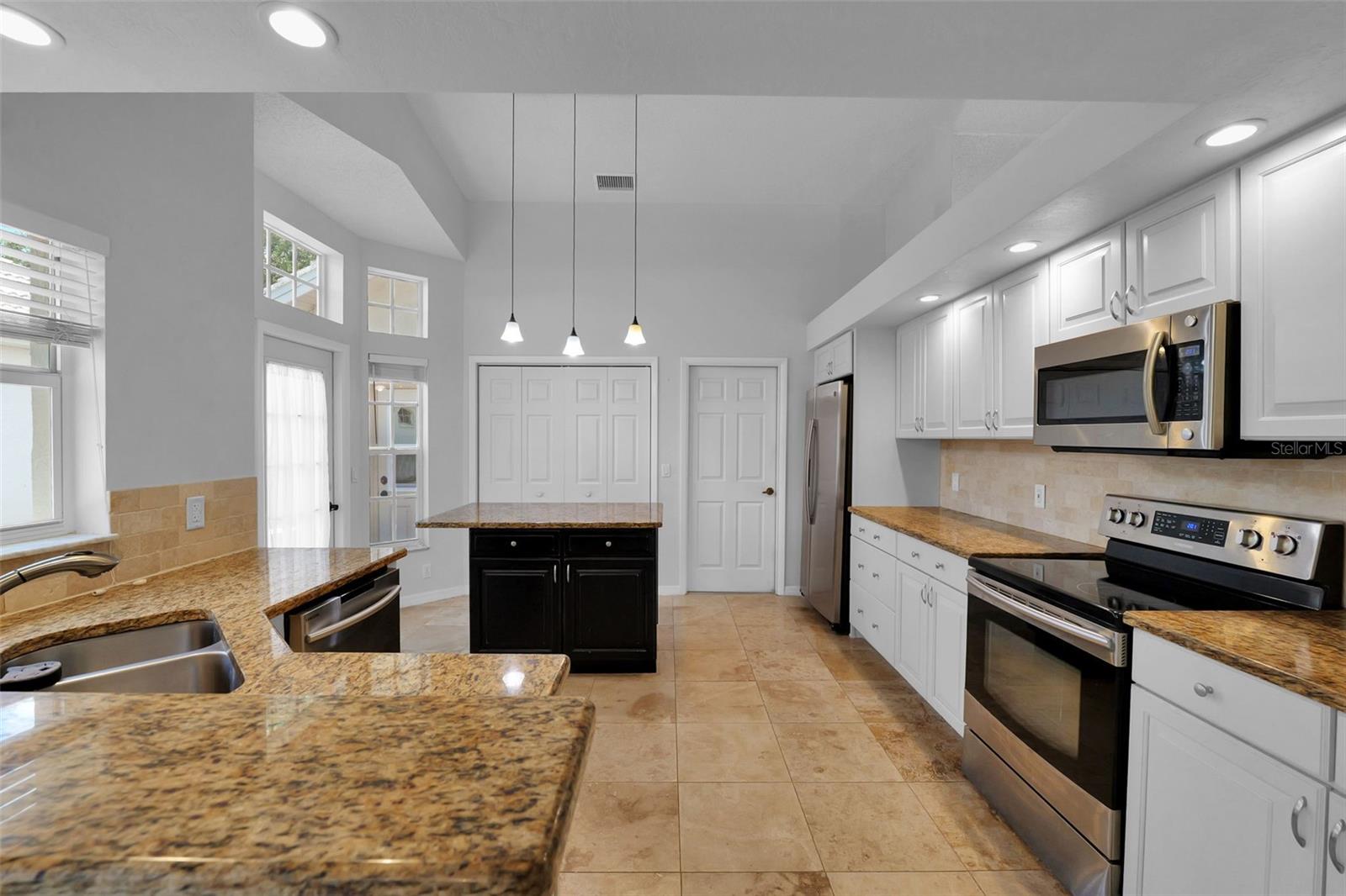 GLEN LAKES VILLAGE - Residential