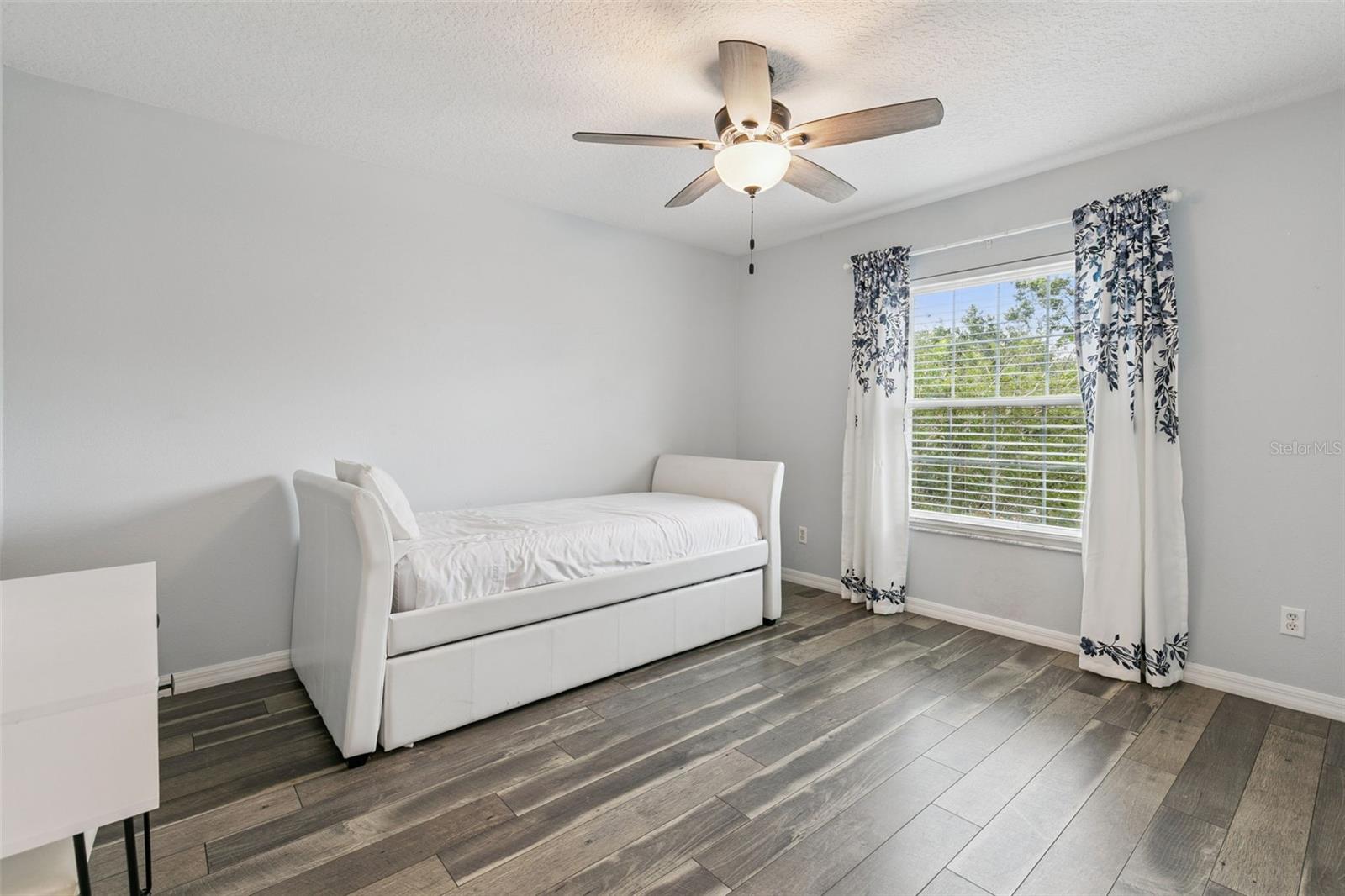STONEYBROOK WEST UNIT 1 - Residential