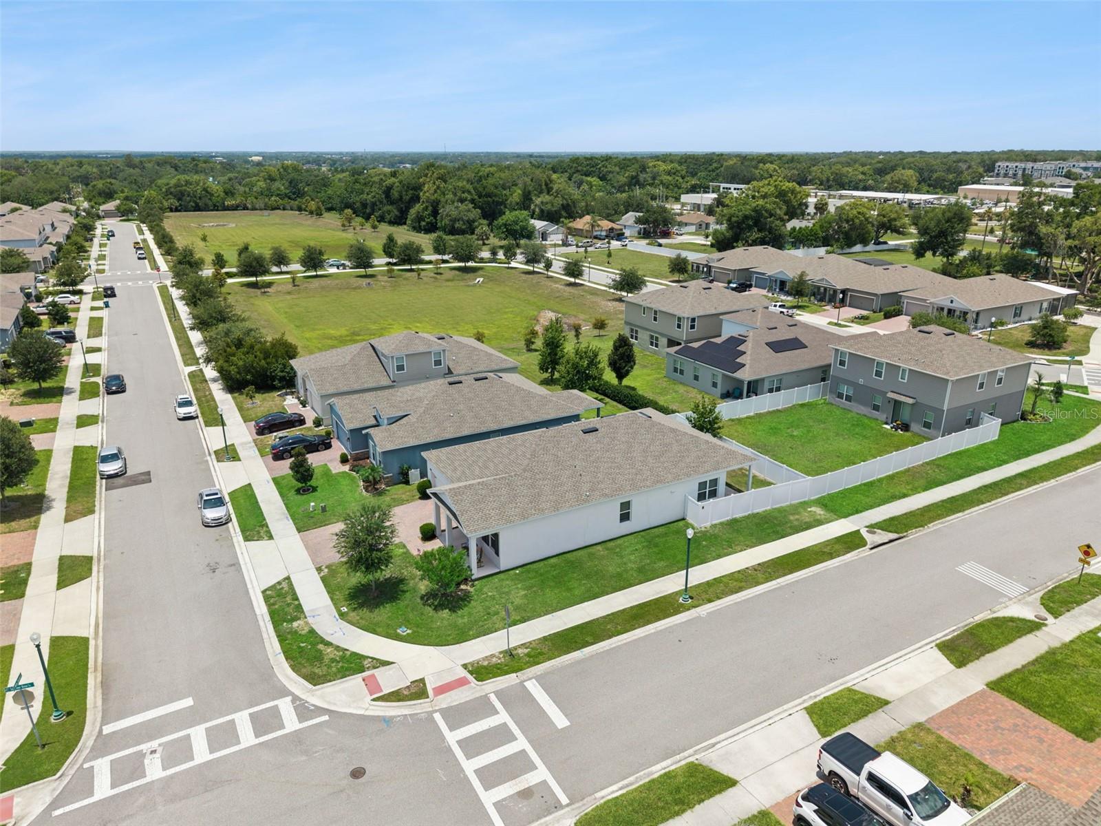 DORA LANDINGS - Residential