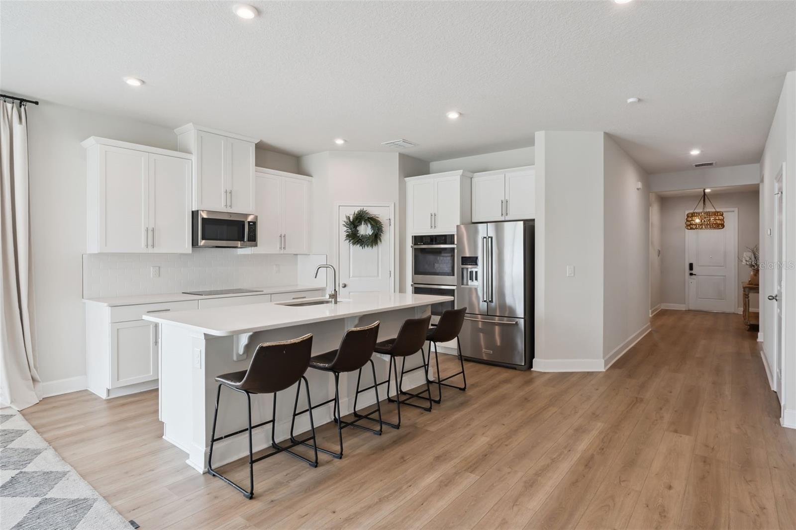 DORA LANDINGS - Residential
