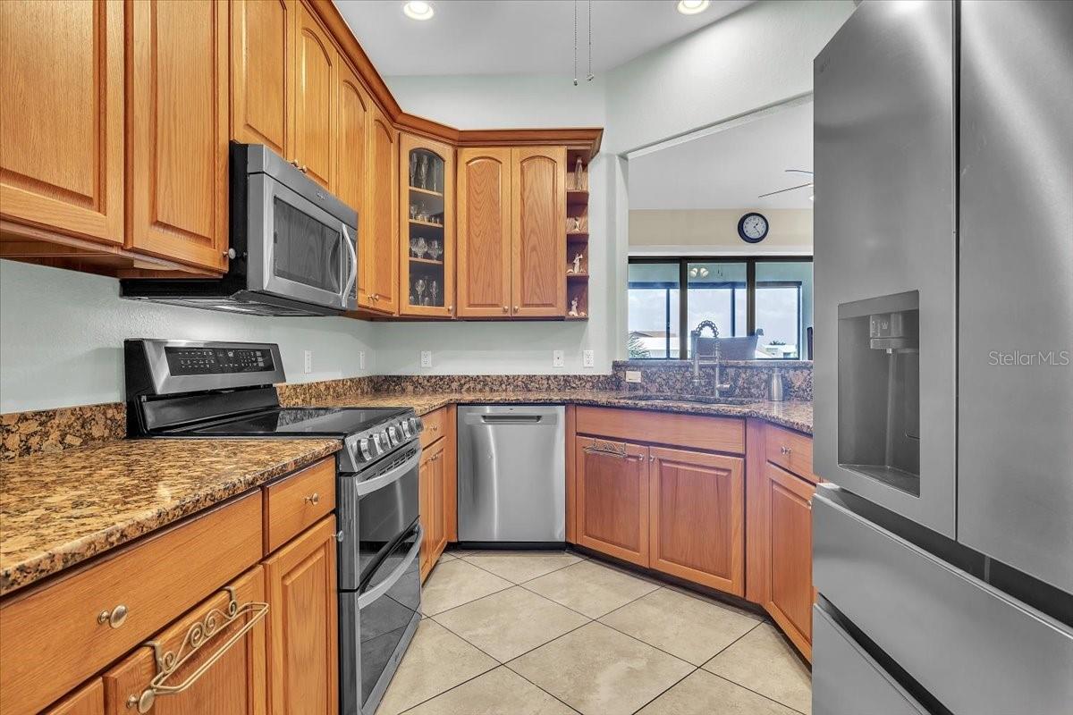 MEDITERRANEAN LNDG CONDO - Residential