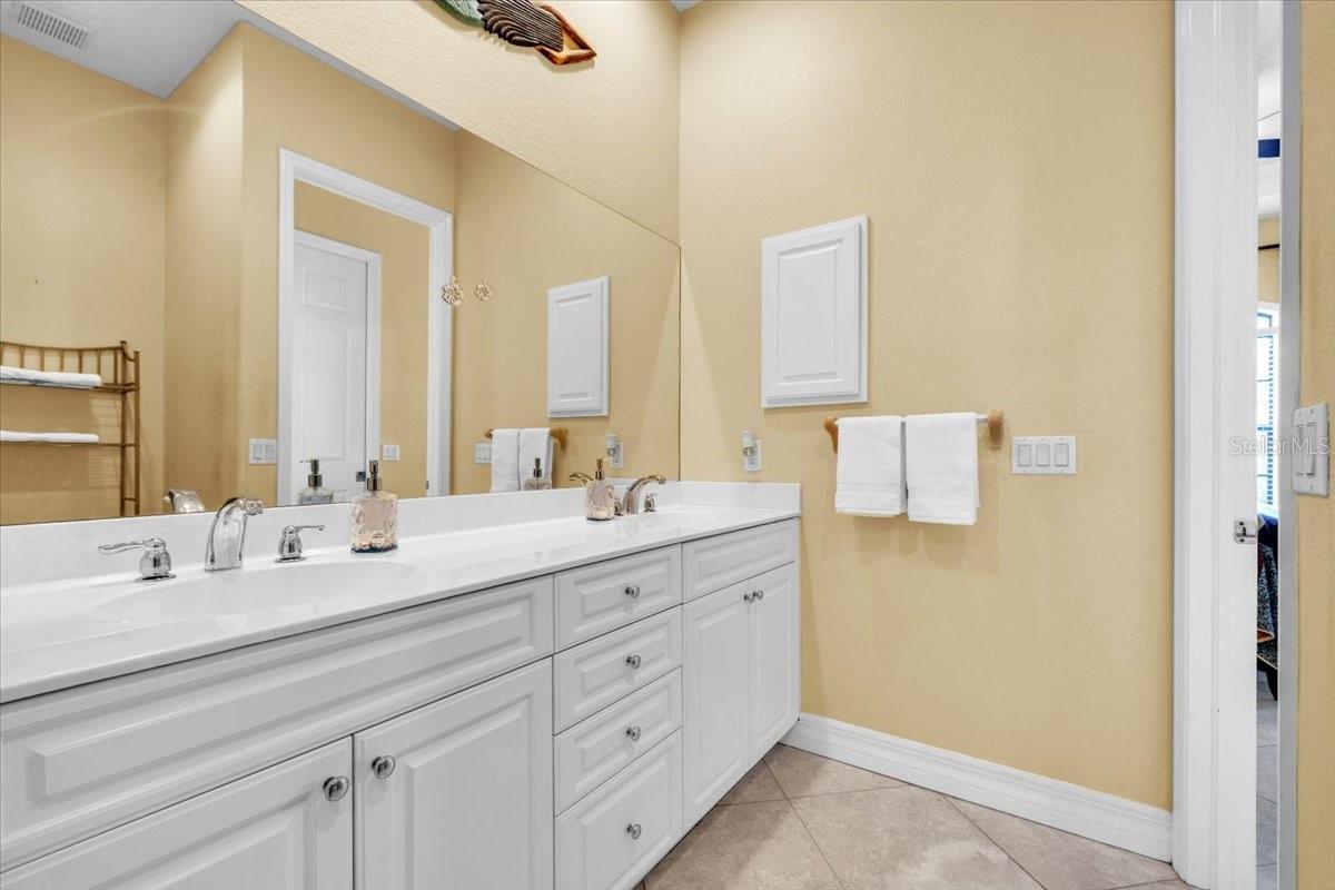 MEDITERRANEAN LNDG CONDO - Residential